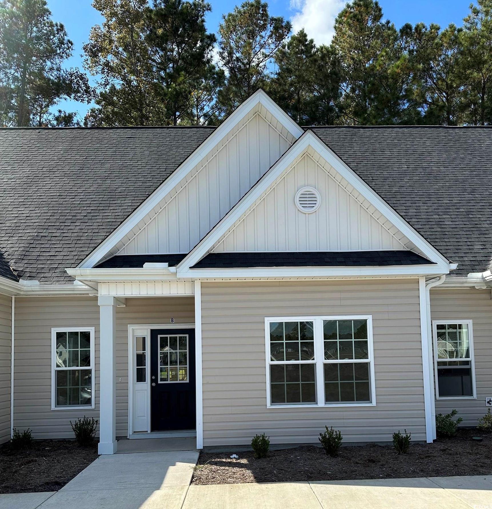 brand new construction located off the 13th green at shaftesbury glen golf & fish club in conway. these fantastic new condos feature 2 bedrooms and 2 full bathrooms, stainless kitchen appliances, luxury vinyl plank flooring, granite countertops in the kitchen and bathrooms, and a covered back porch. do you like to golf? as a homeowner at shaftesbury glen golf villas you'll receive golf for life to shaftesbury glen golf & fish club. a separate pool membership is available. ask your agent for more information. shaftesbury glen golf villas are conveniently located less than 20 minutes to the beach, tanger outlets, barefoot landing, downtown conway, and coastal carolina university.