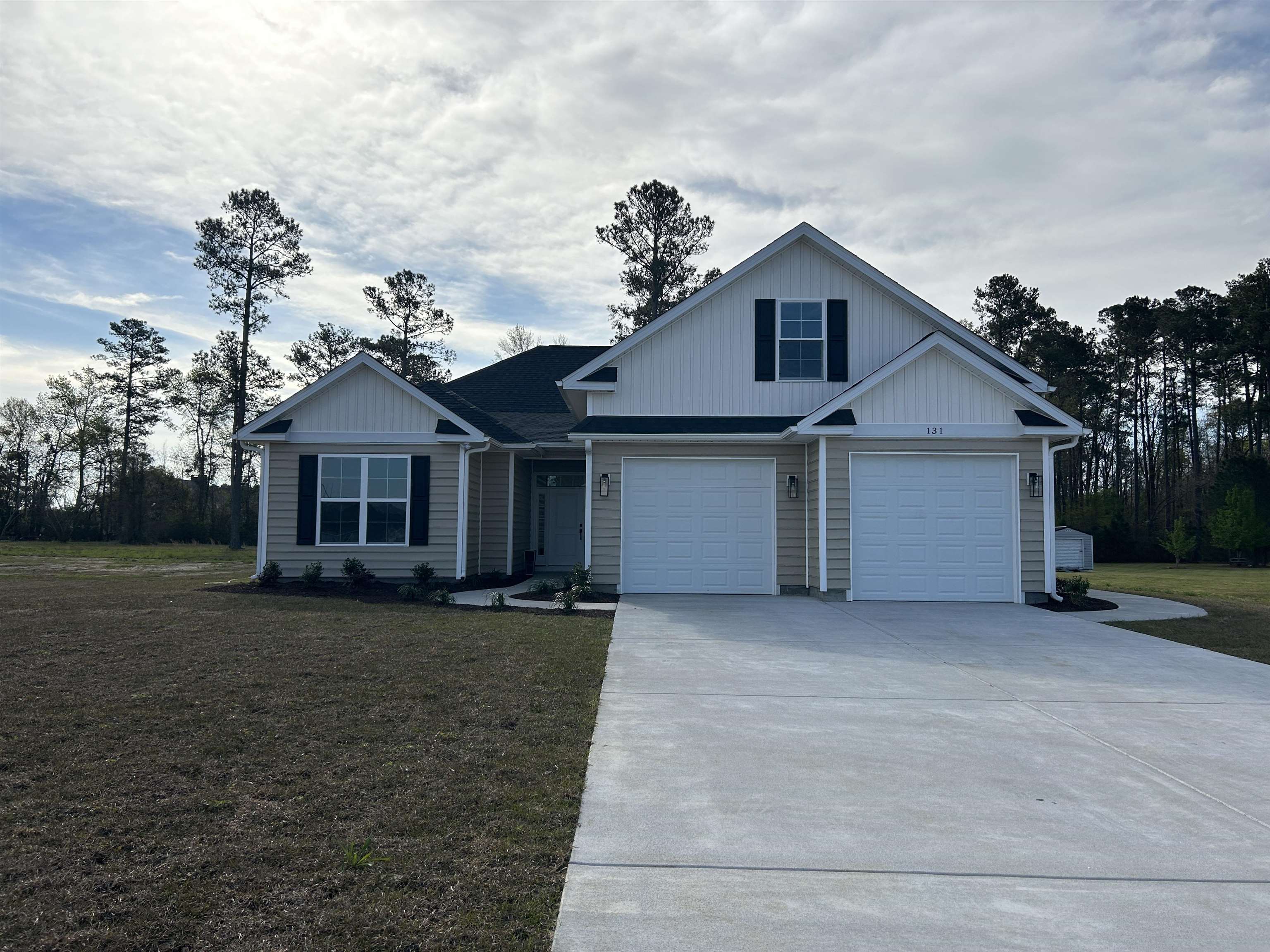 131 Stonehinge Ct. Conway, SC 29526