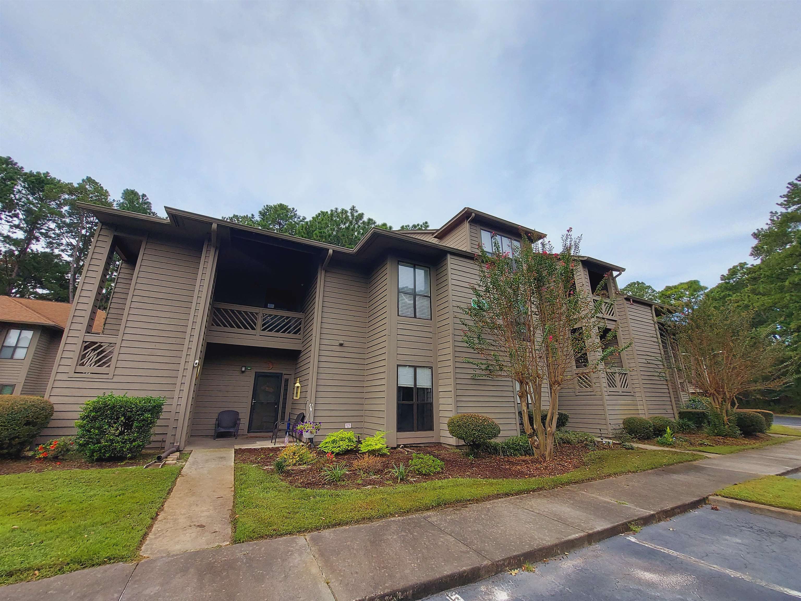 901 Indian Wells Ct. Murrells Inlet, SC 29576