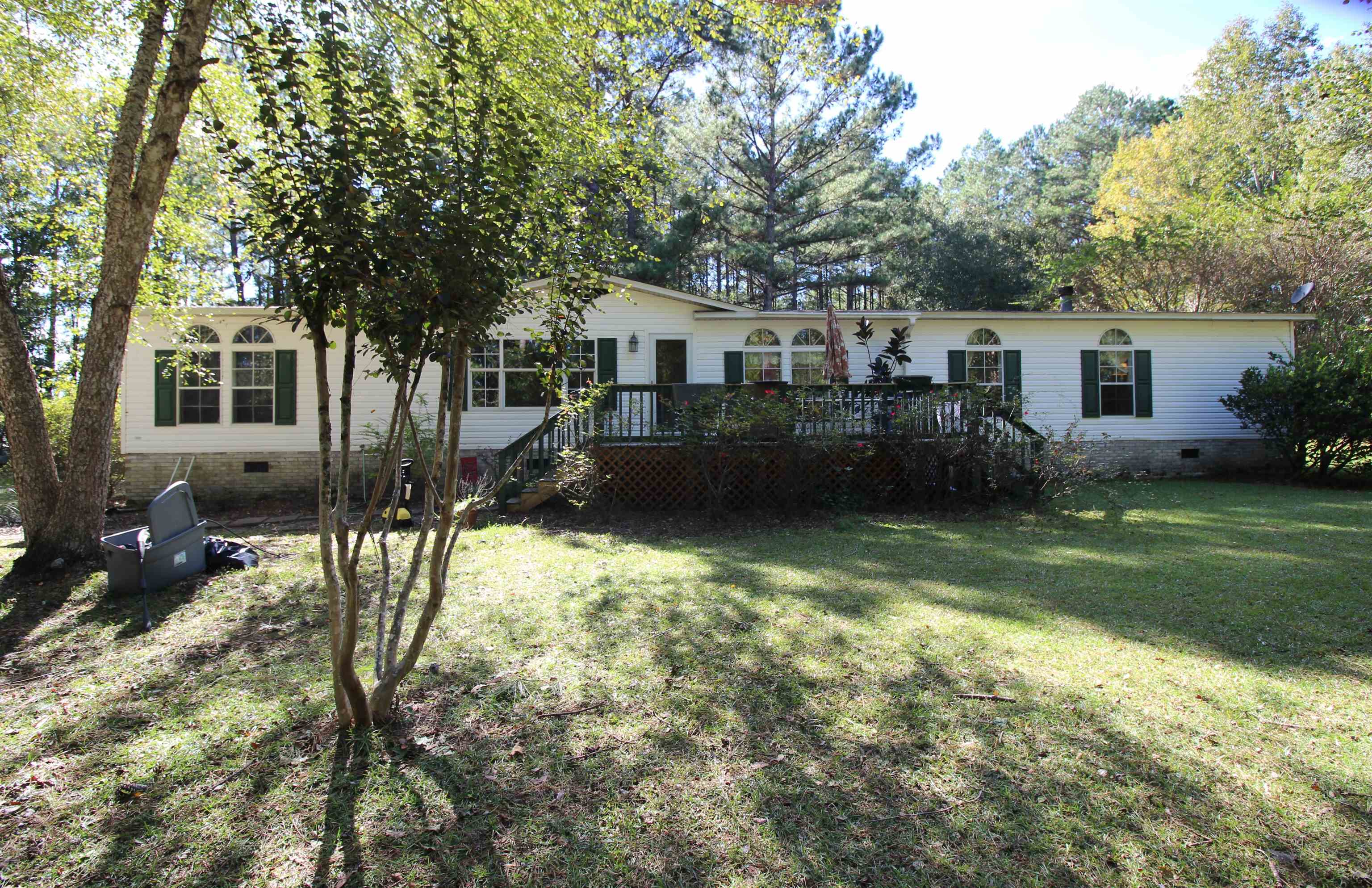 327 Johnson Ln. Loris, SC 29569