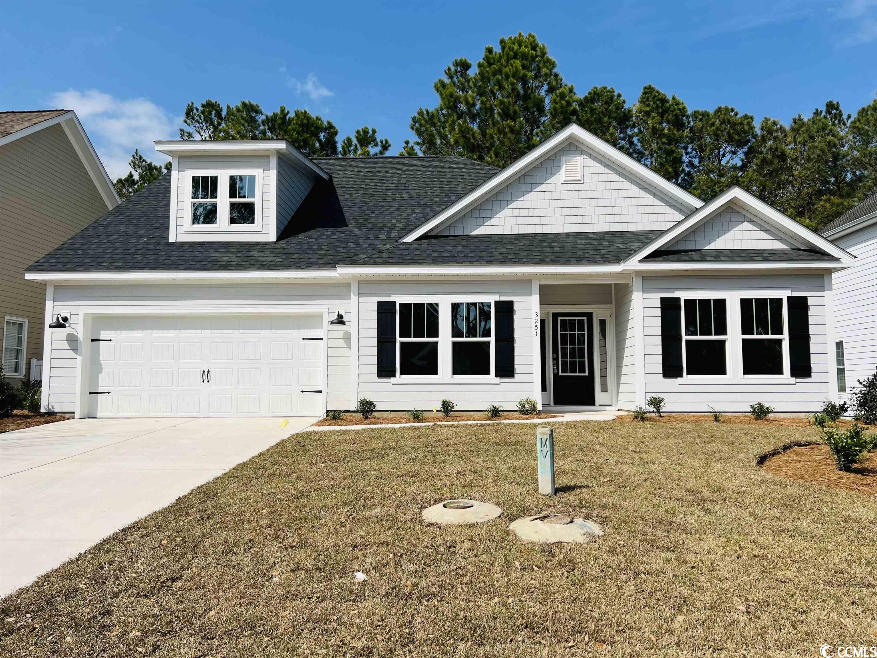 3251 Hermitage Dr. Little River, SC 29566