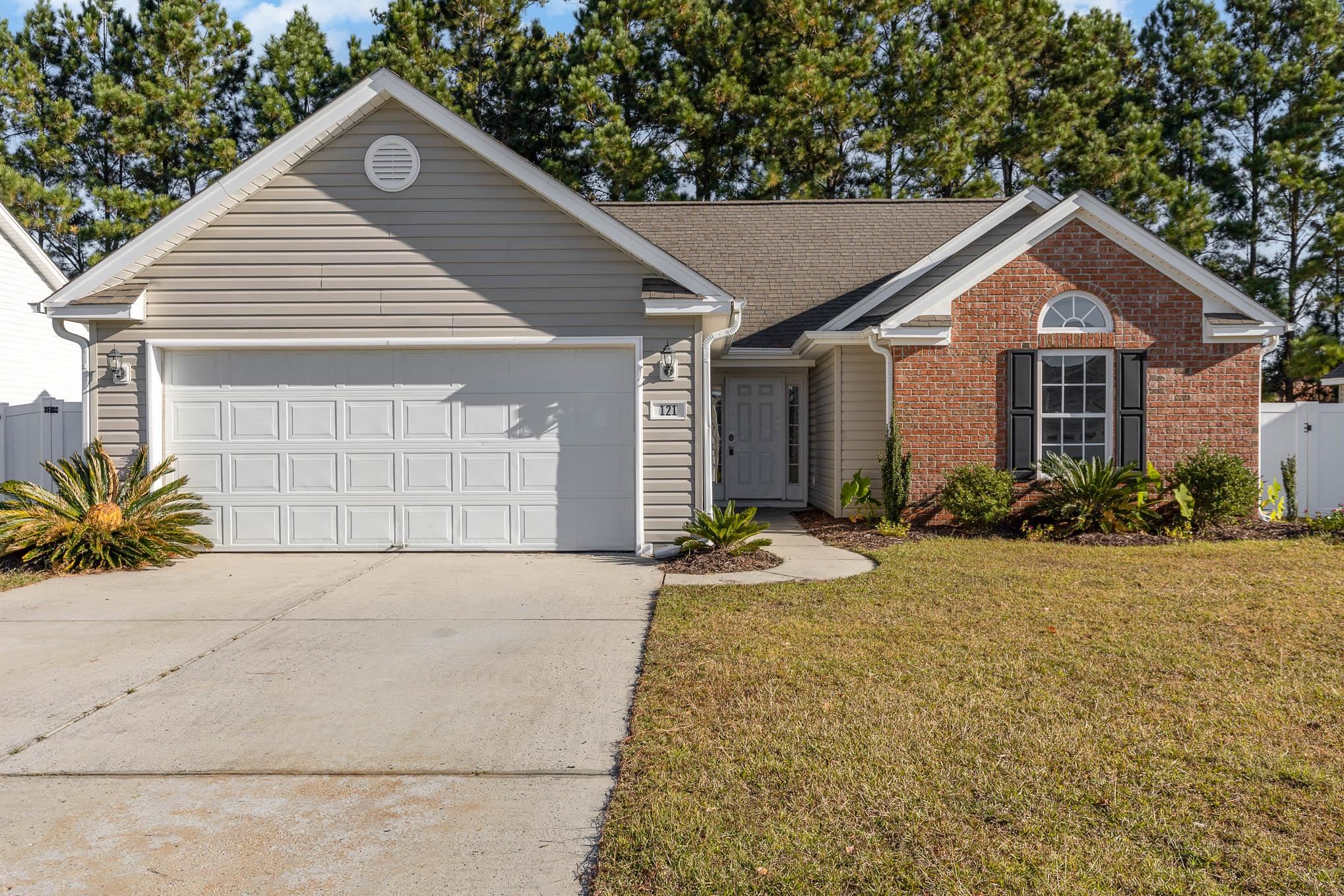 121 Southborough Ln. Myrtle Beach, SC 29588