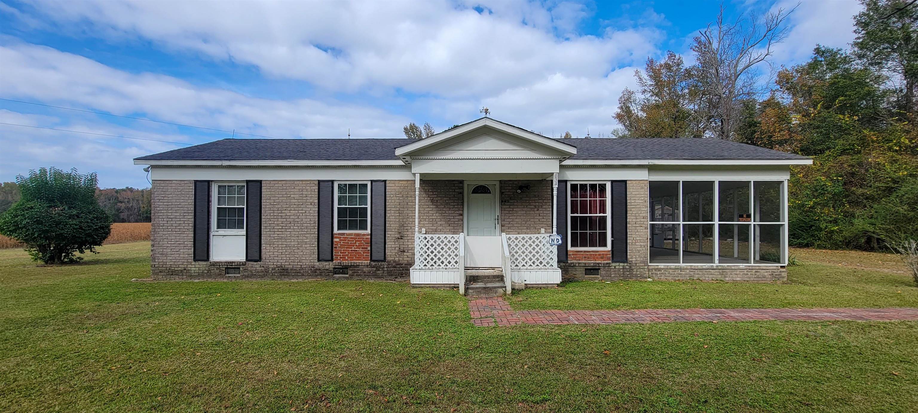 634 Carroll Rd. Latta, SC 29565