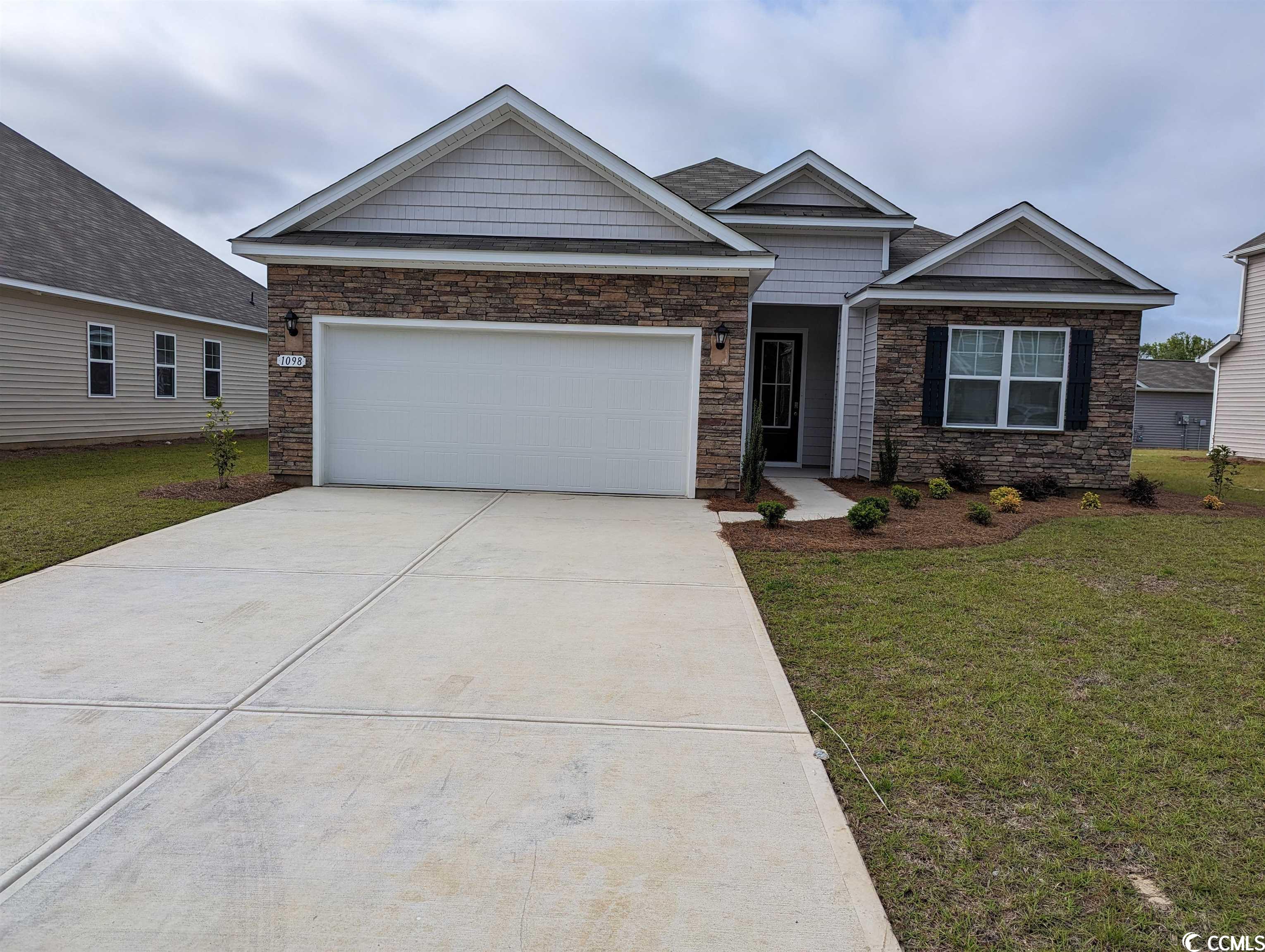 1098 Heather Glen Blvd. Little River, SC 29566