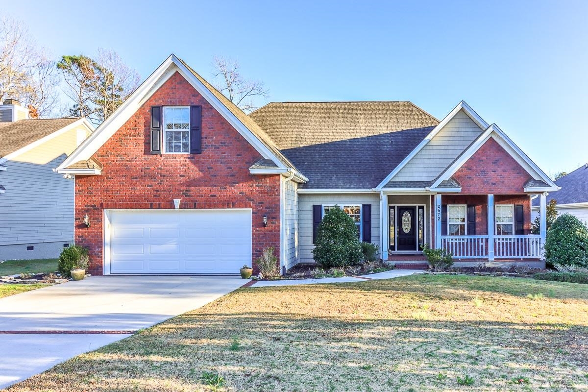 2572 Lake Vista Dr.