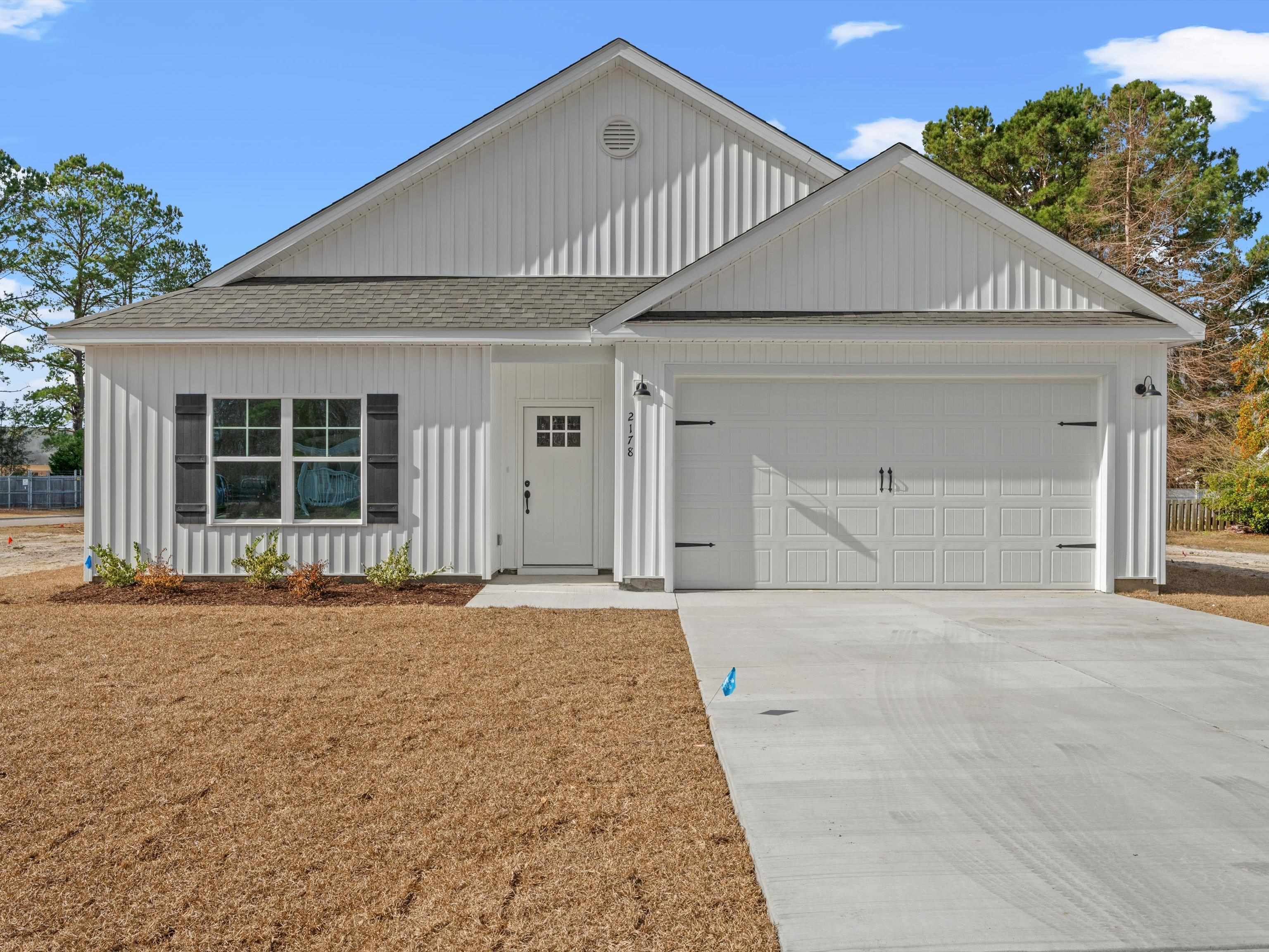 2178 Meadowood Ln. Longs, SC 29568