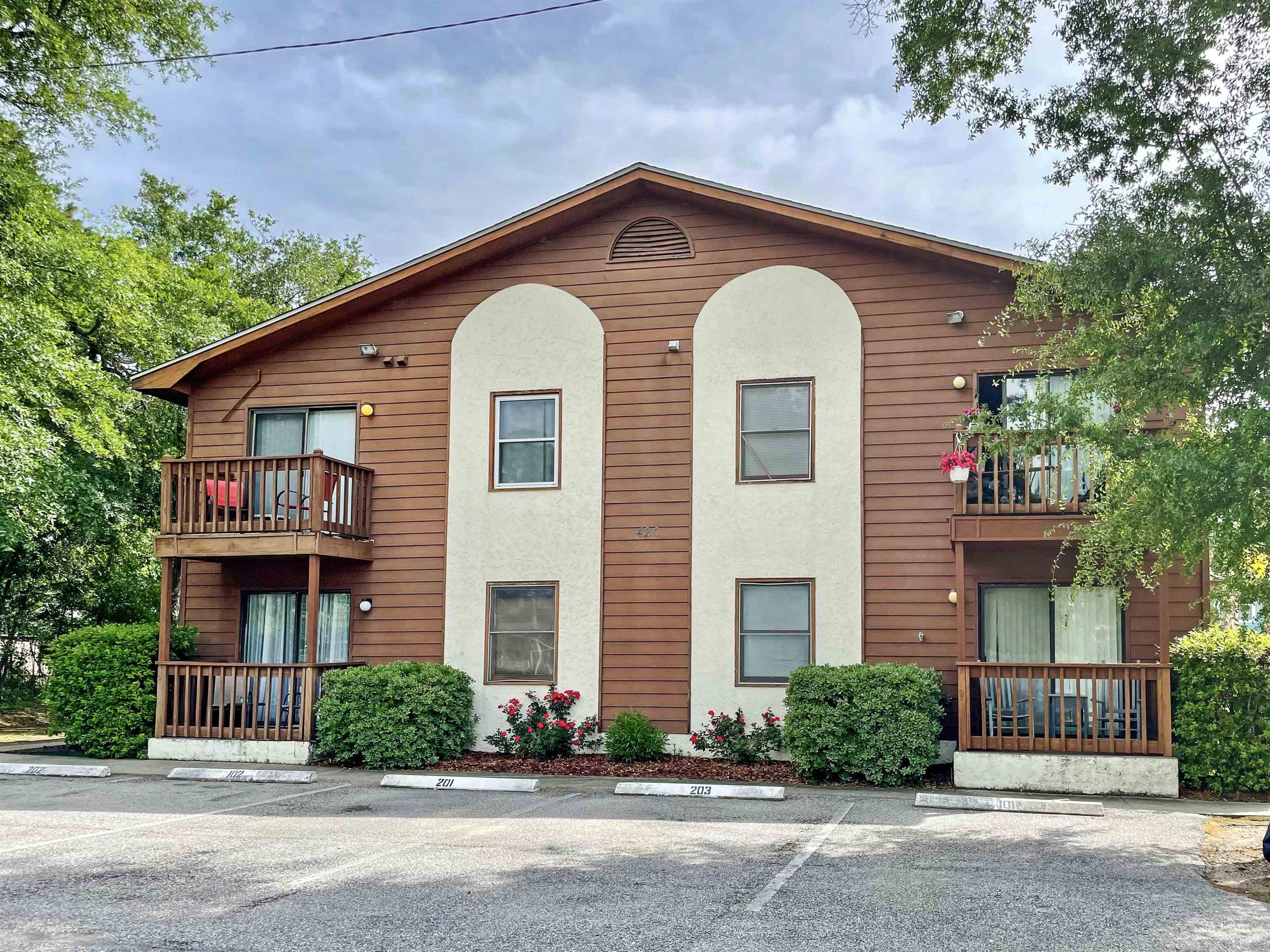 420 Pine Ave. UNIT 201A Garden City, SC 29576