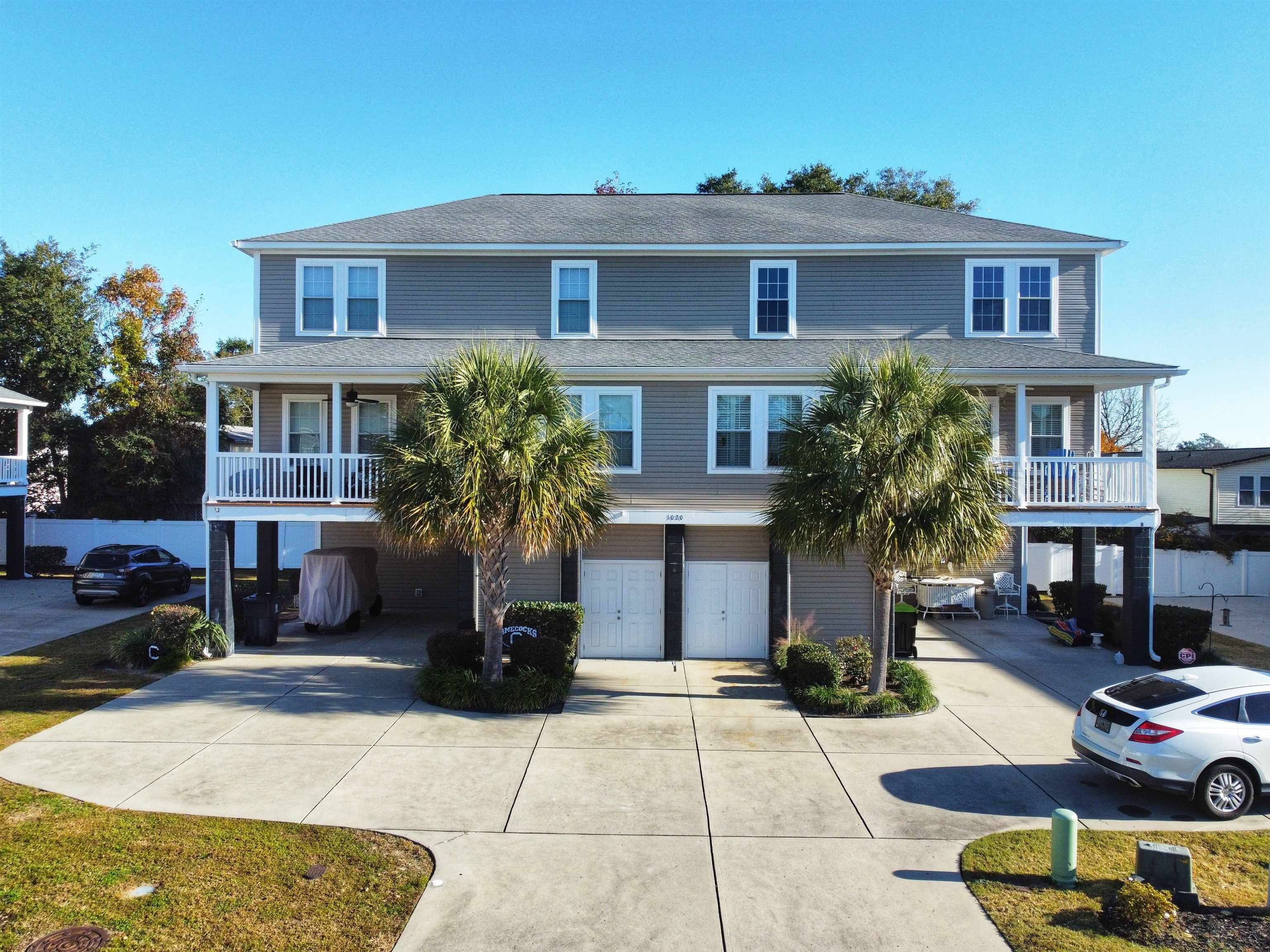 1020 Kelly Ct. Garden City, SC 29576