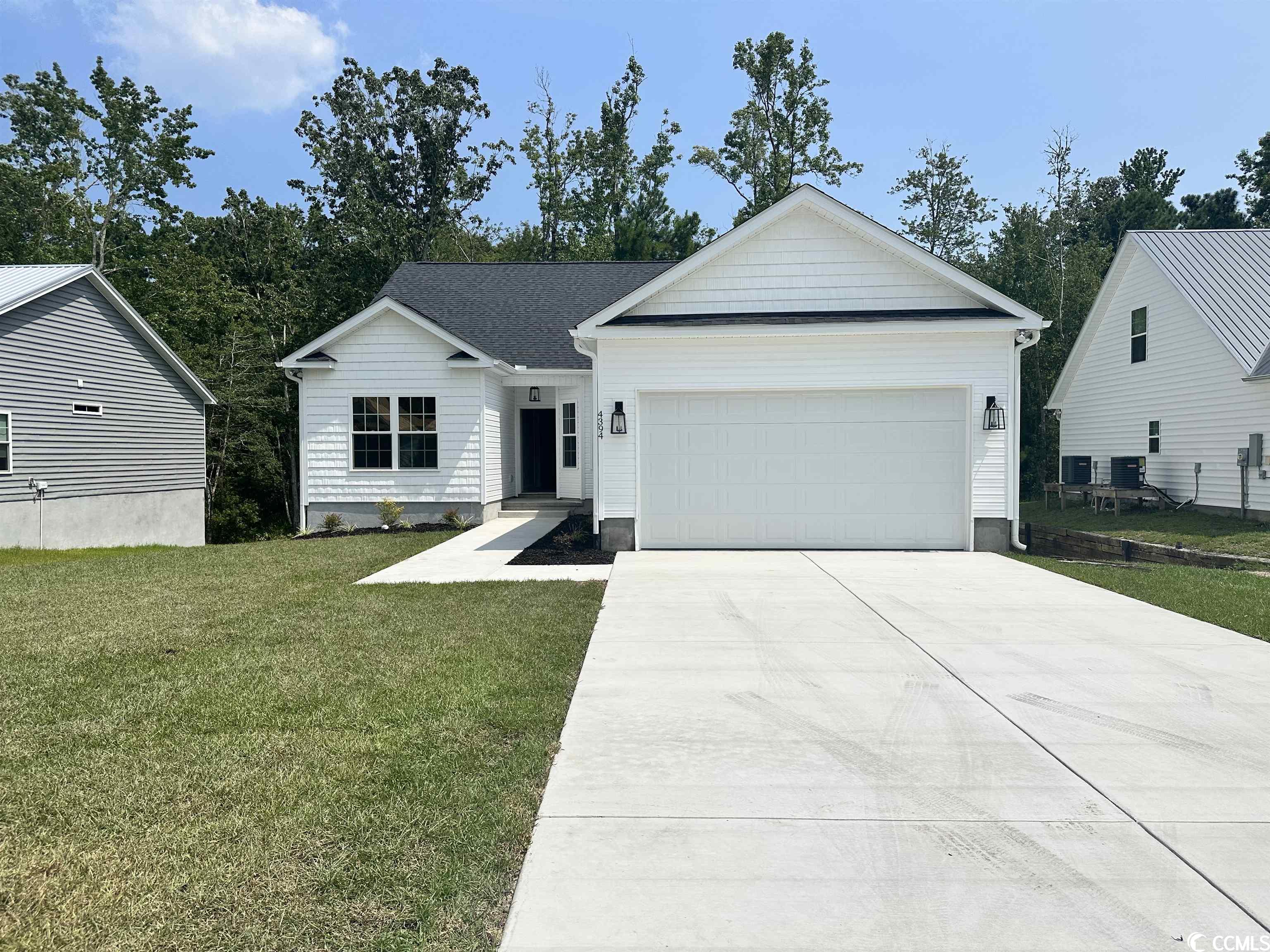 4394 Kinlaw St. Little River, SC 29566