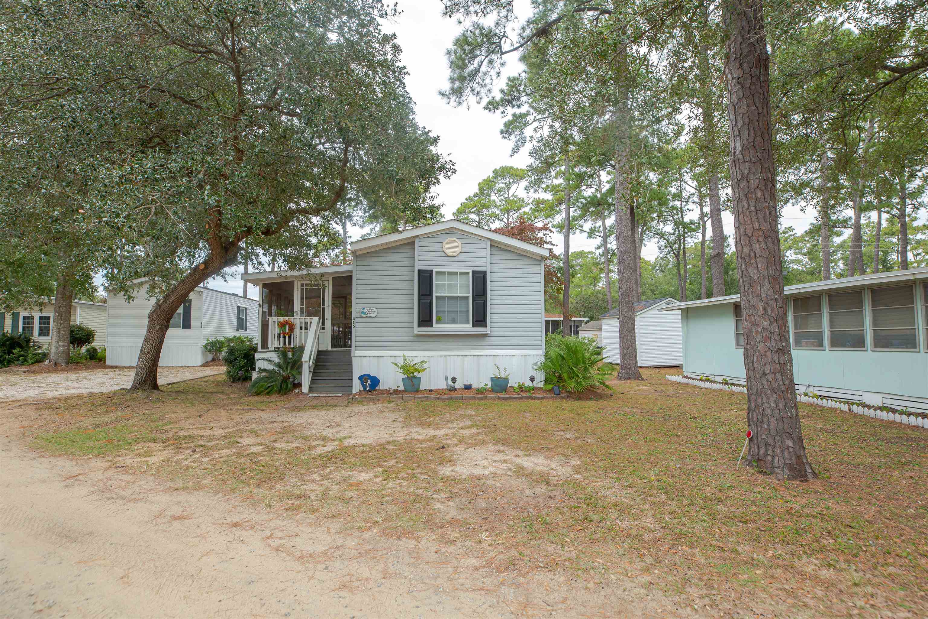 416 Delton Dr. Garden City, SC 29576