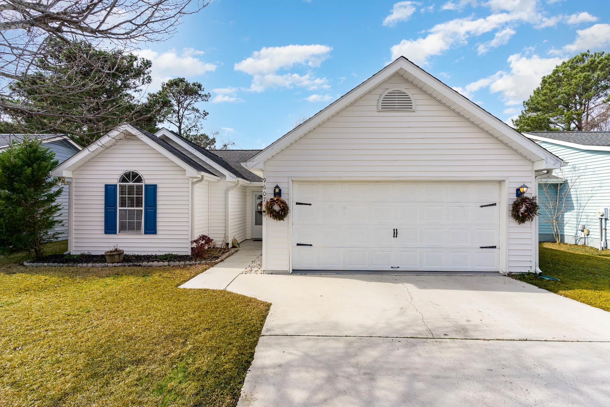 9607 Kings Grant Dr. Murrells Inlet, SC 29576