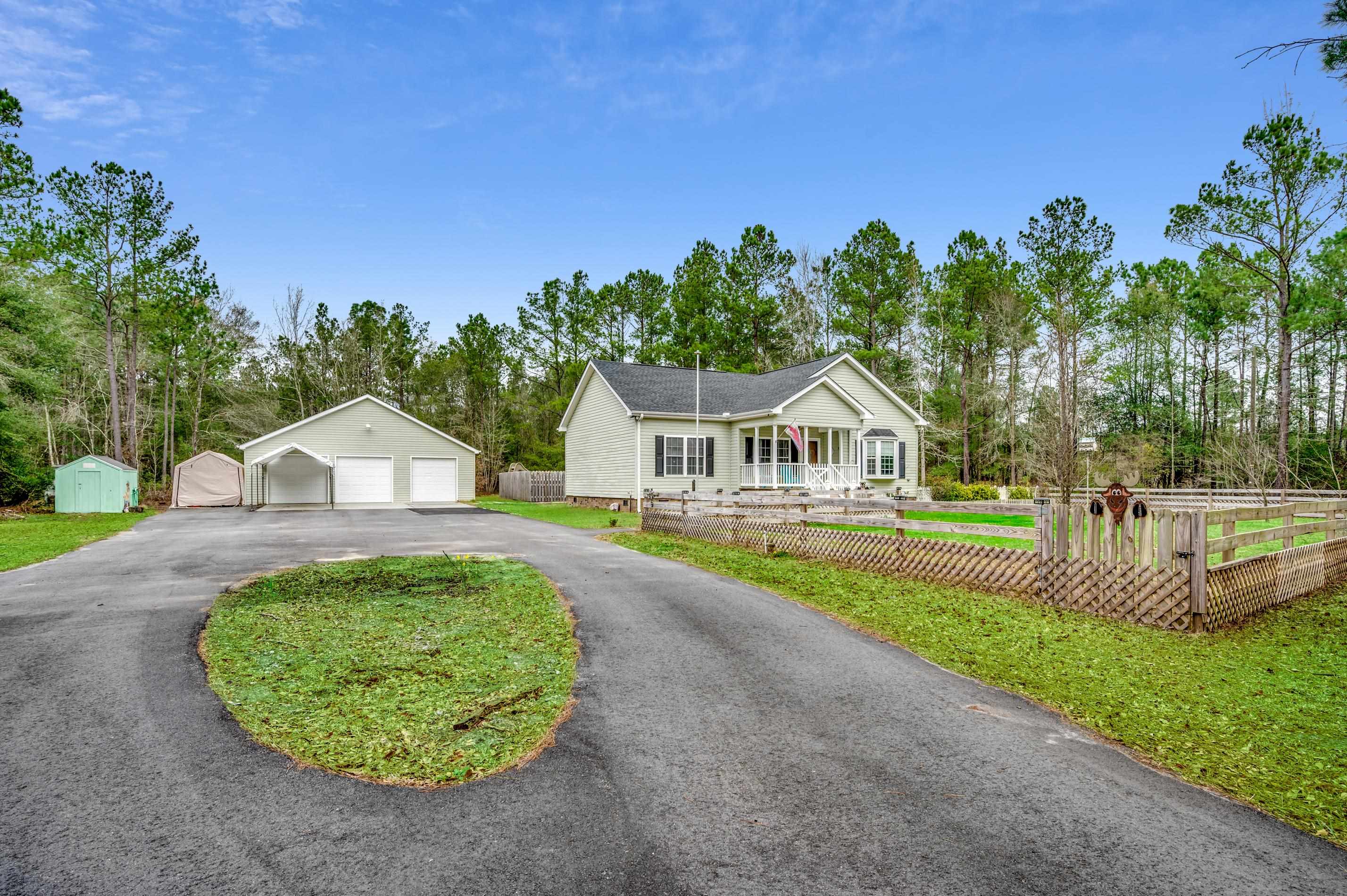 3959 Pleasantdale Rd. Nichols, SC 29581