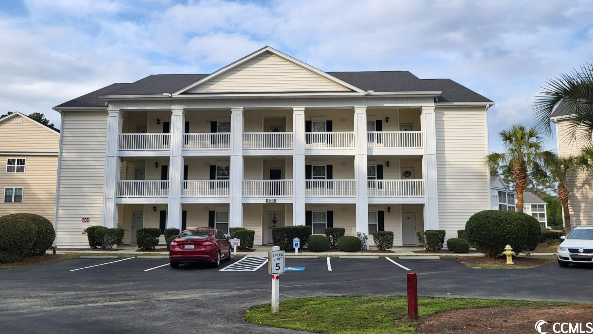 635 Woodmoor Dr. UNIT #203 Murrells Inlet, SC 29576