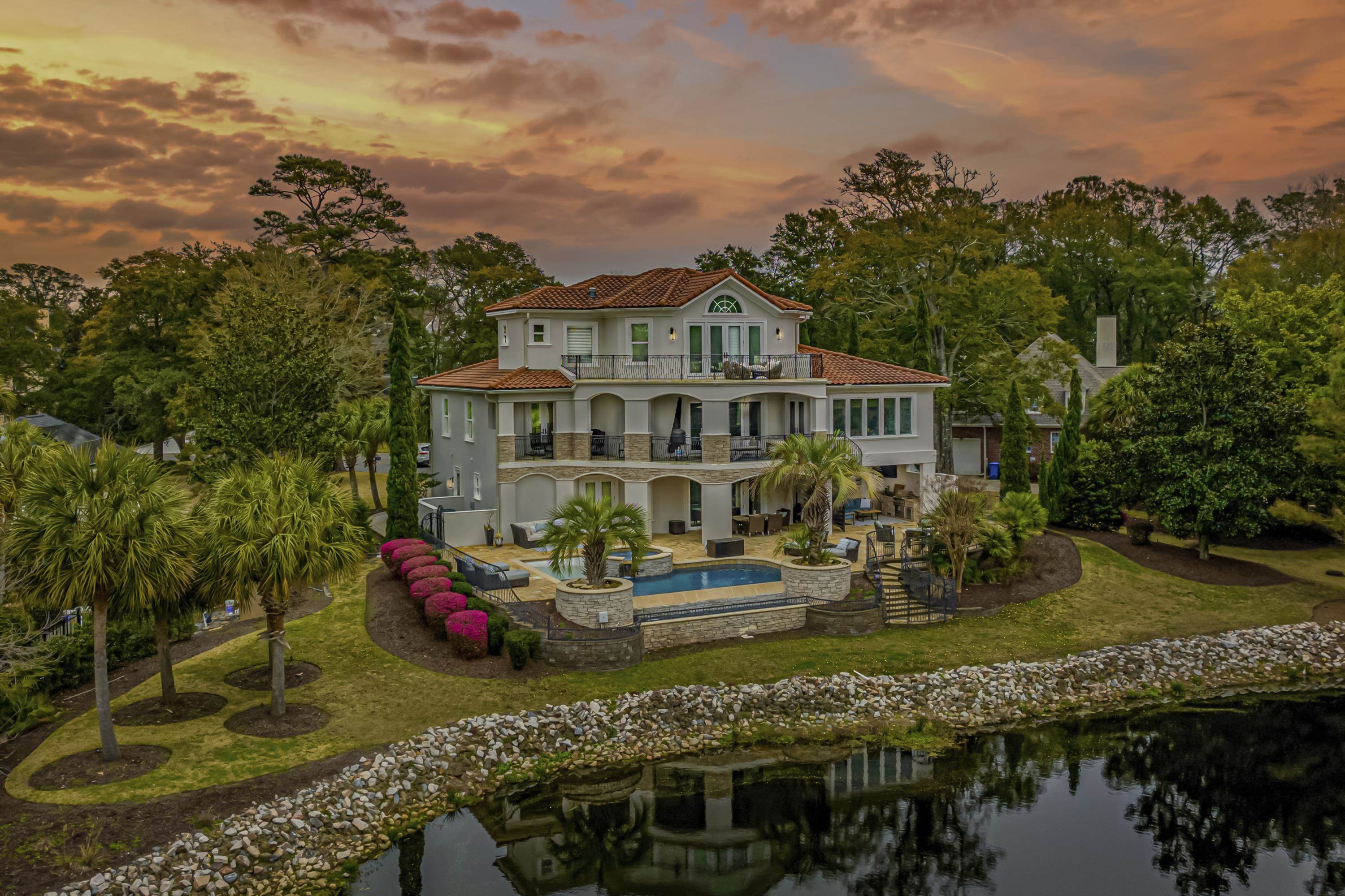 114 Twin Oak Ct. Myrtle Beach, SC 29572