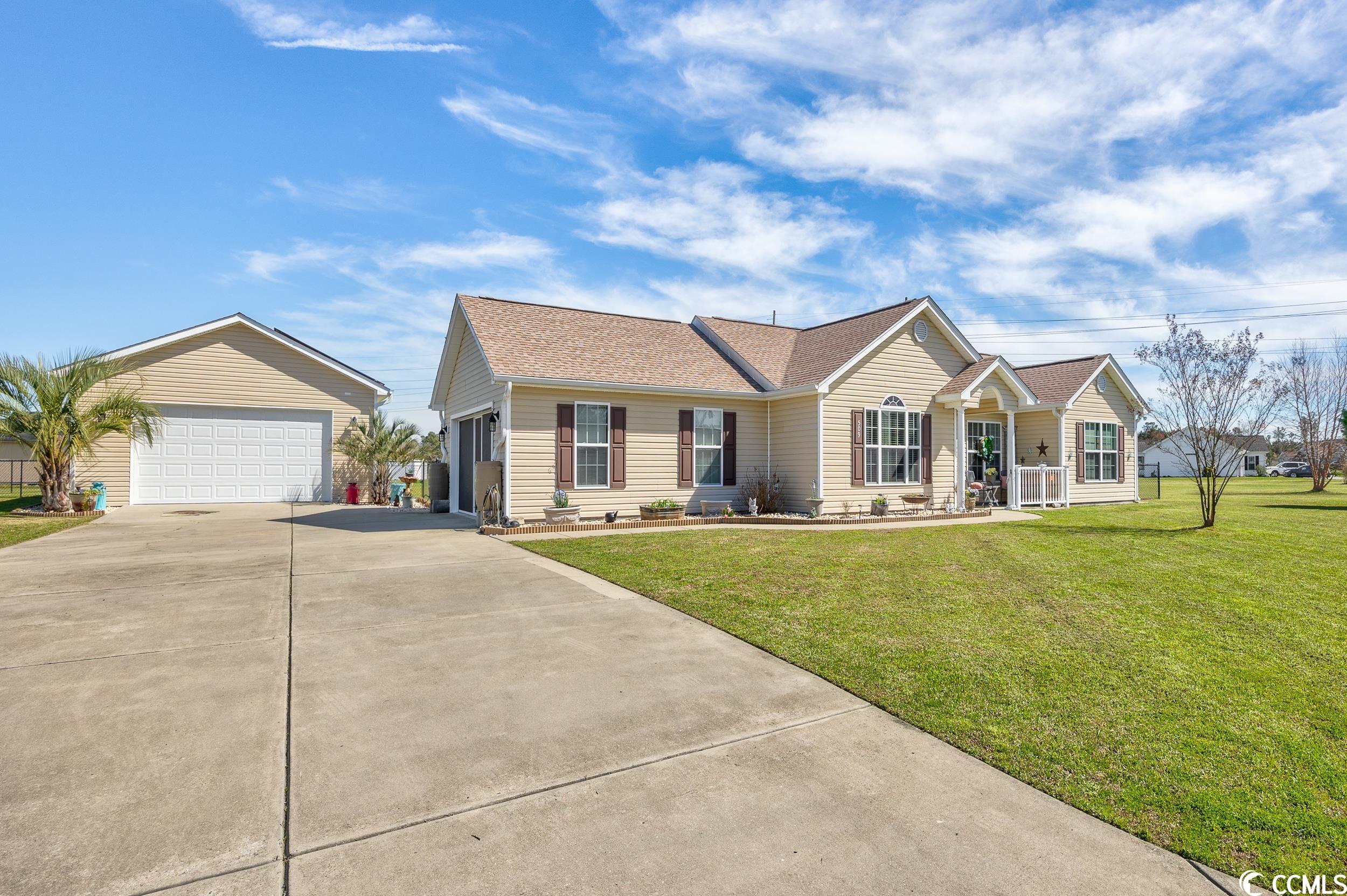 509 Carolina Hickory Dr. Loris, SC 29569