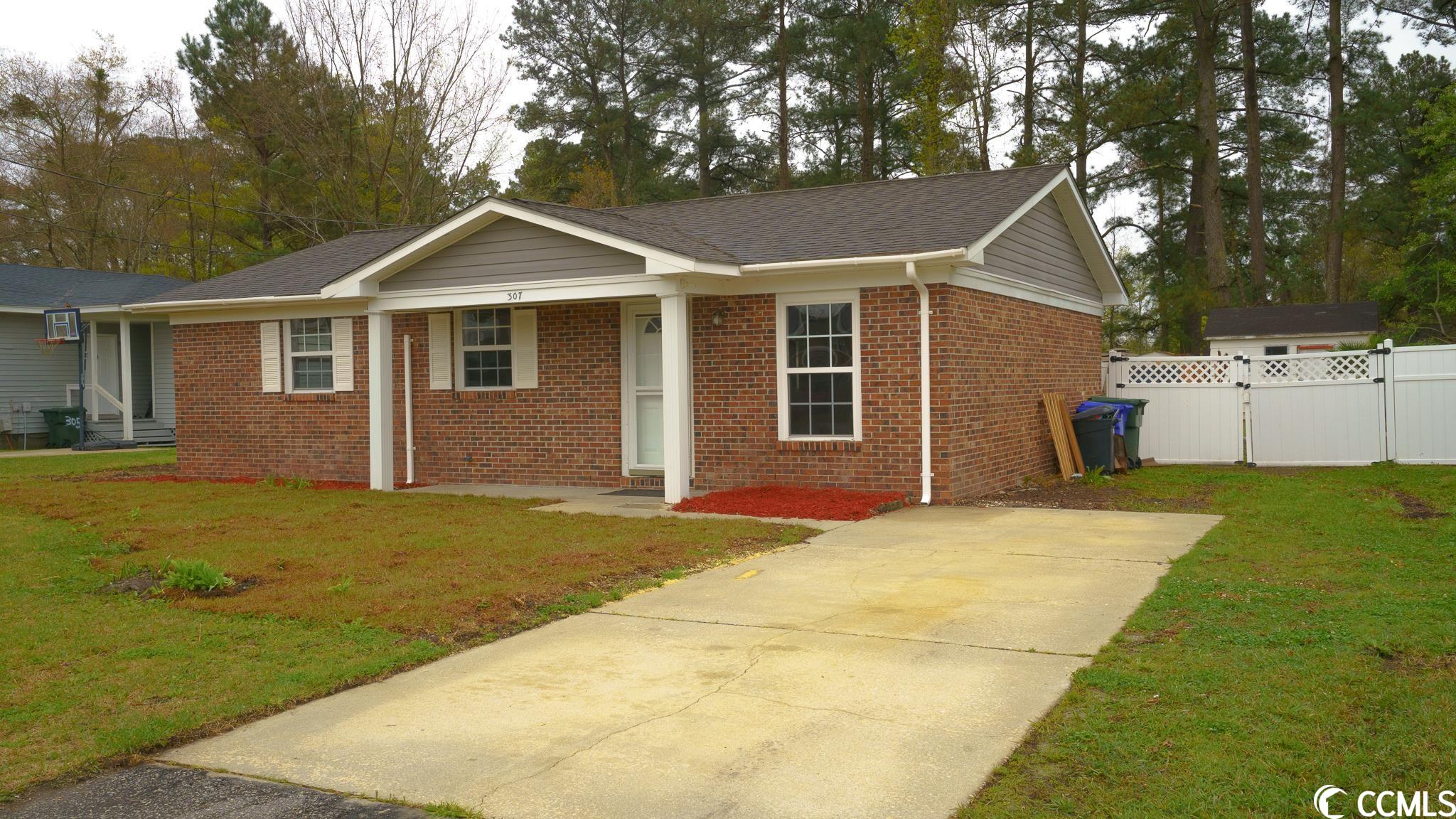 307 Cedar Ave. Conway, SC 29527