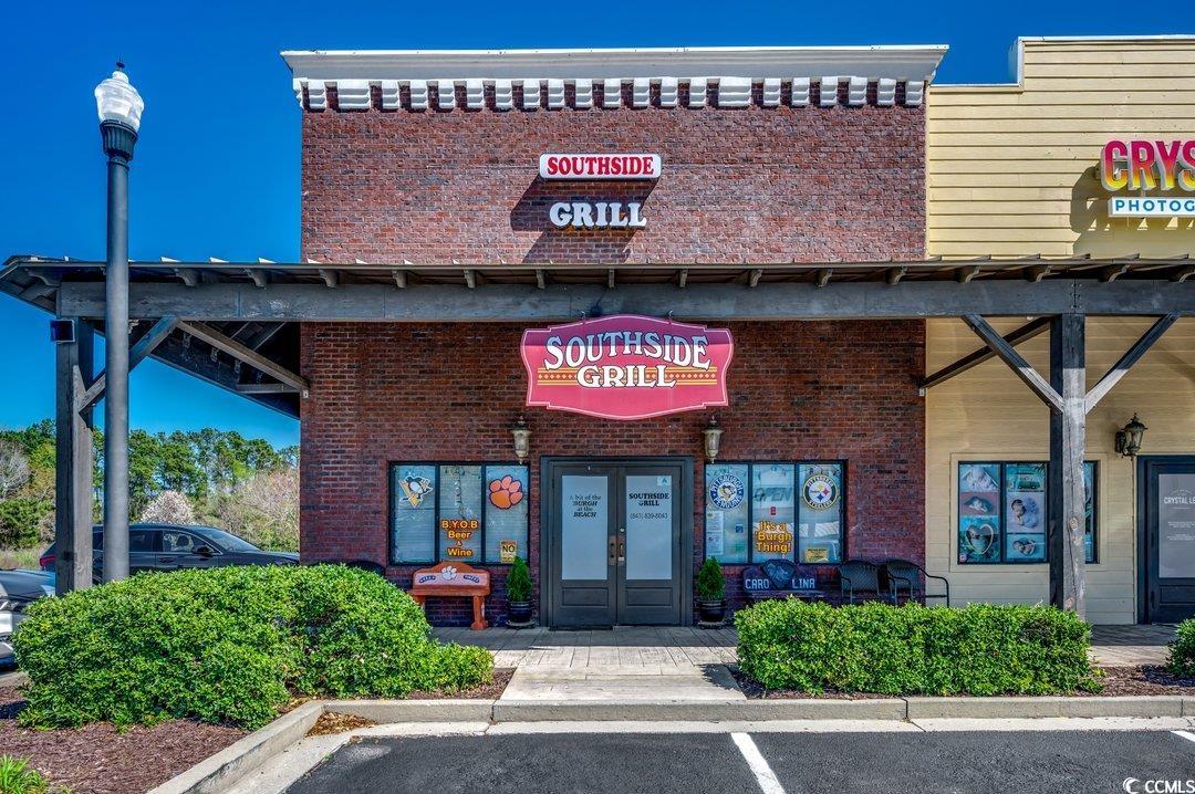 buy a long time surfside/garden city restaurant.  has built up a large local clientele.   owner are retiring.  owner will stay for an extended time to transition the business into your ownership.    equipment is 1-2 years old. your chance to own a long successful business.  seller is willing to discuss owner financing.