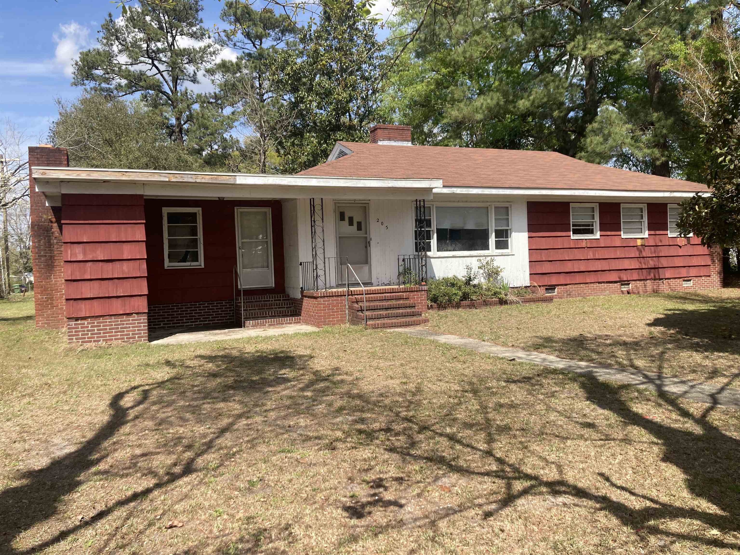 205 E Pine St. Johnsonville, SC 29555