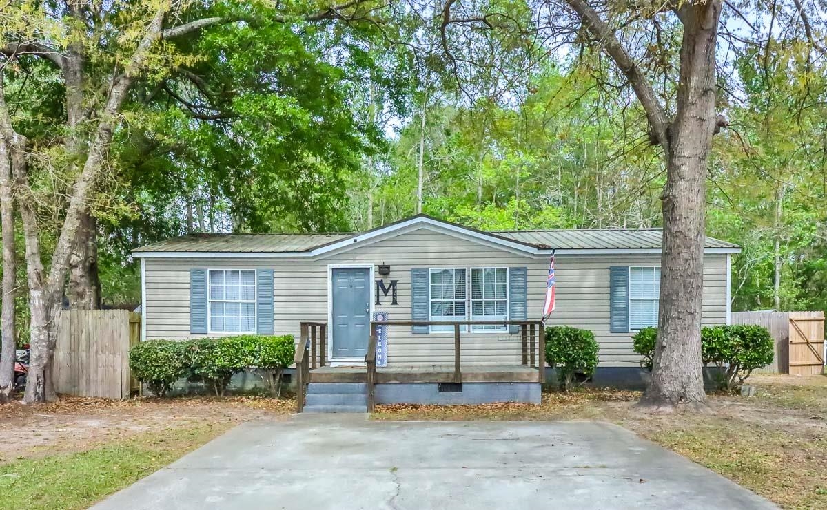 425 Persimmon Ln. Myrtle Beach, SC 29579