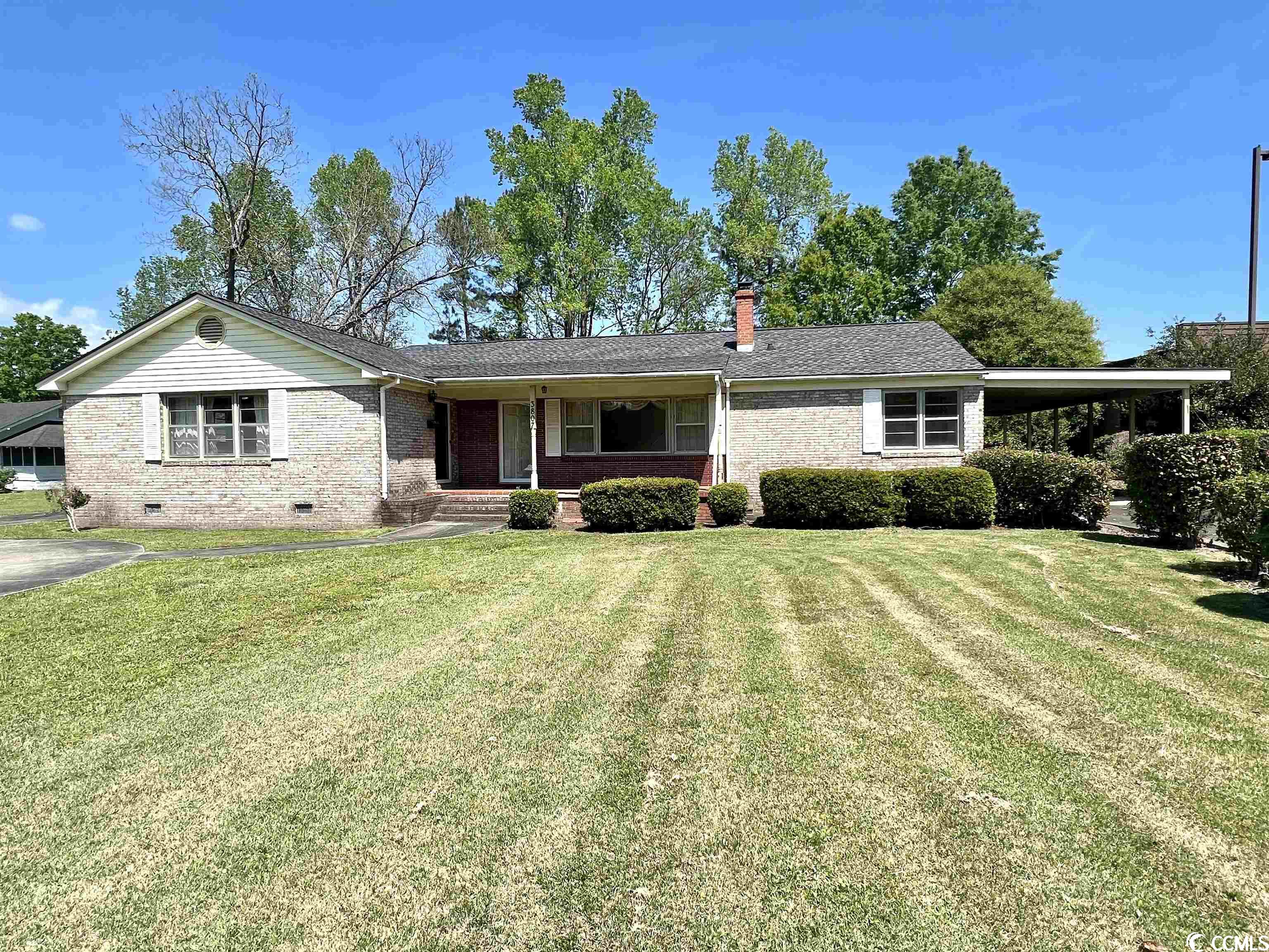 3807 Casey St. Loris, SC 29569