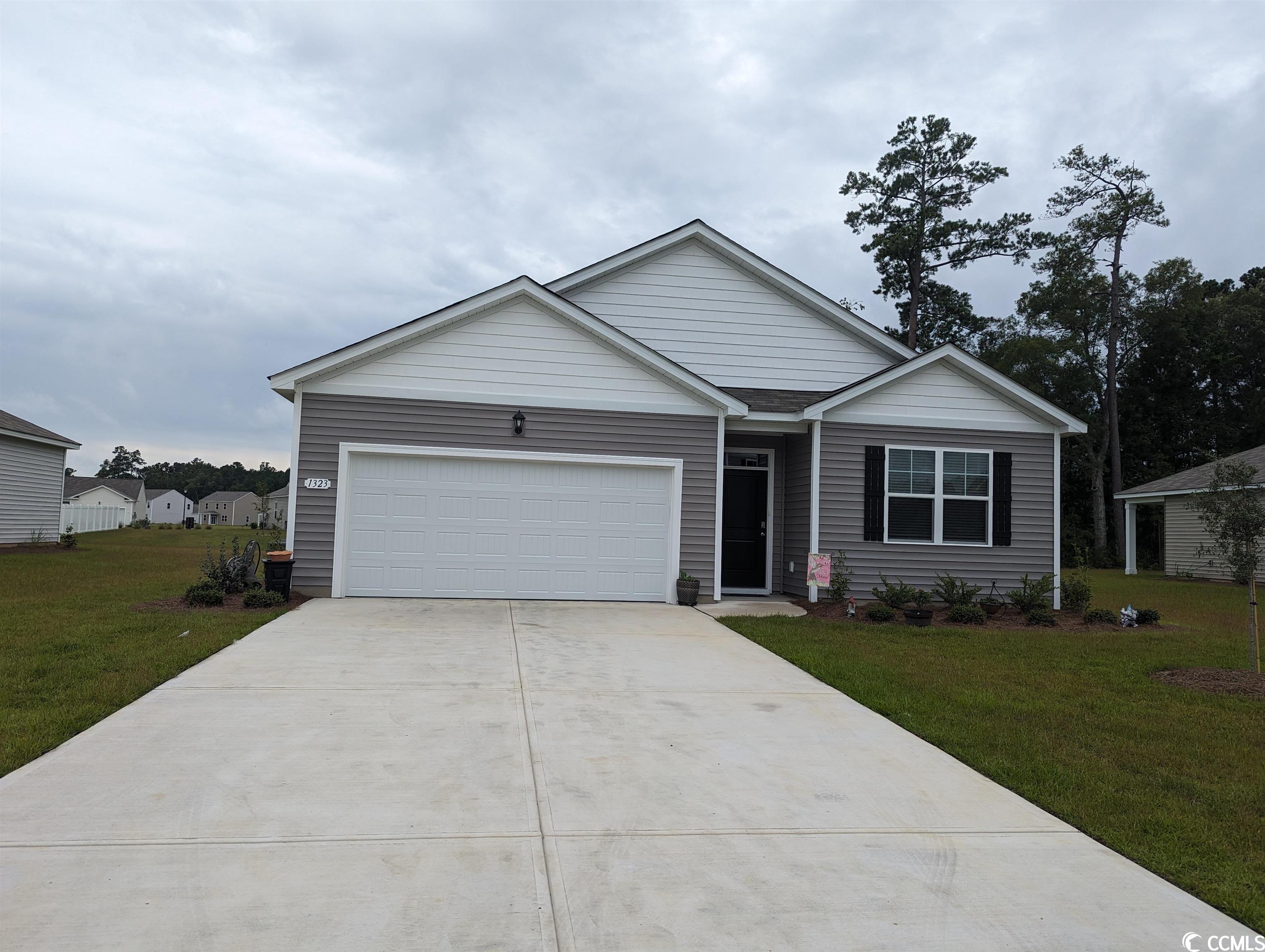 1323 Porchfield Dr. Conway, SC 29526