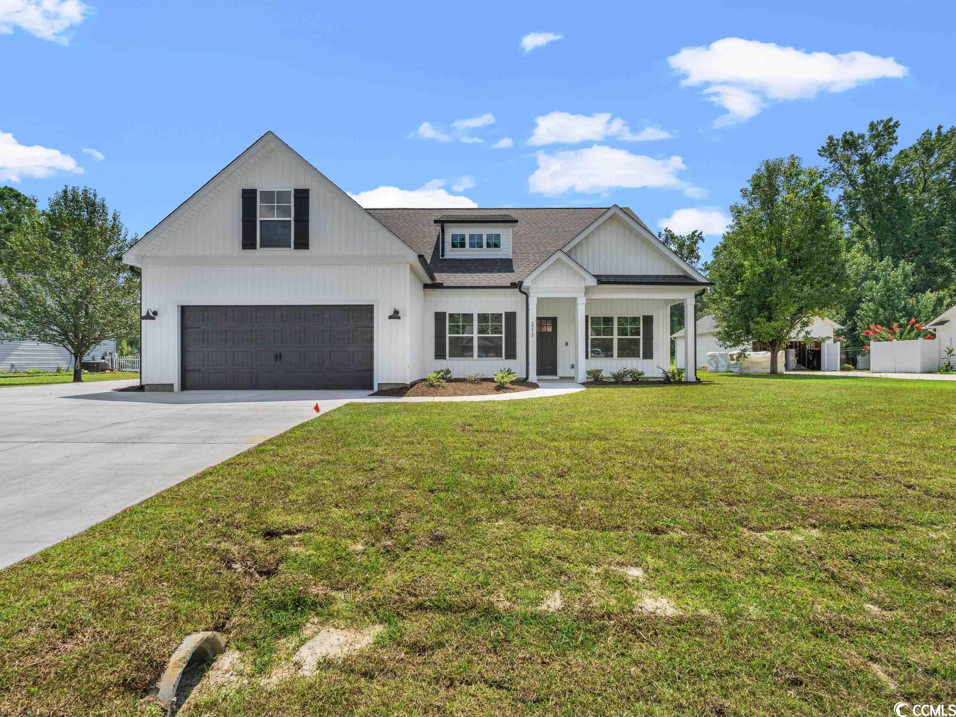 2217 Springwood Pl. Longs, SC 29568