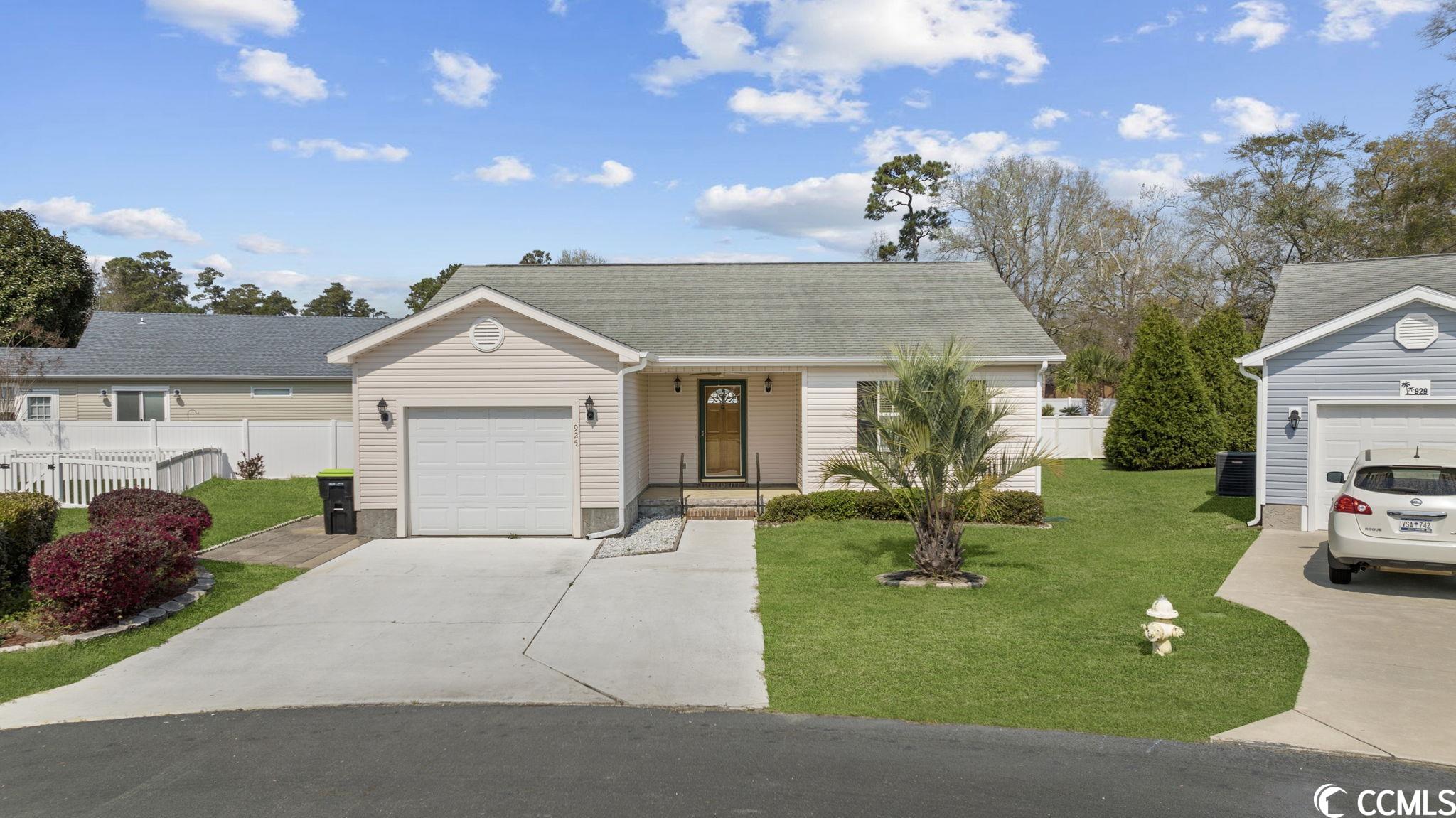 925 Wind Sail Ct. Murrells Inlet, SC 29576