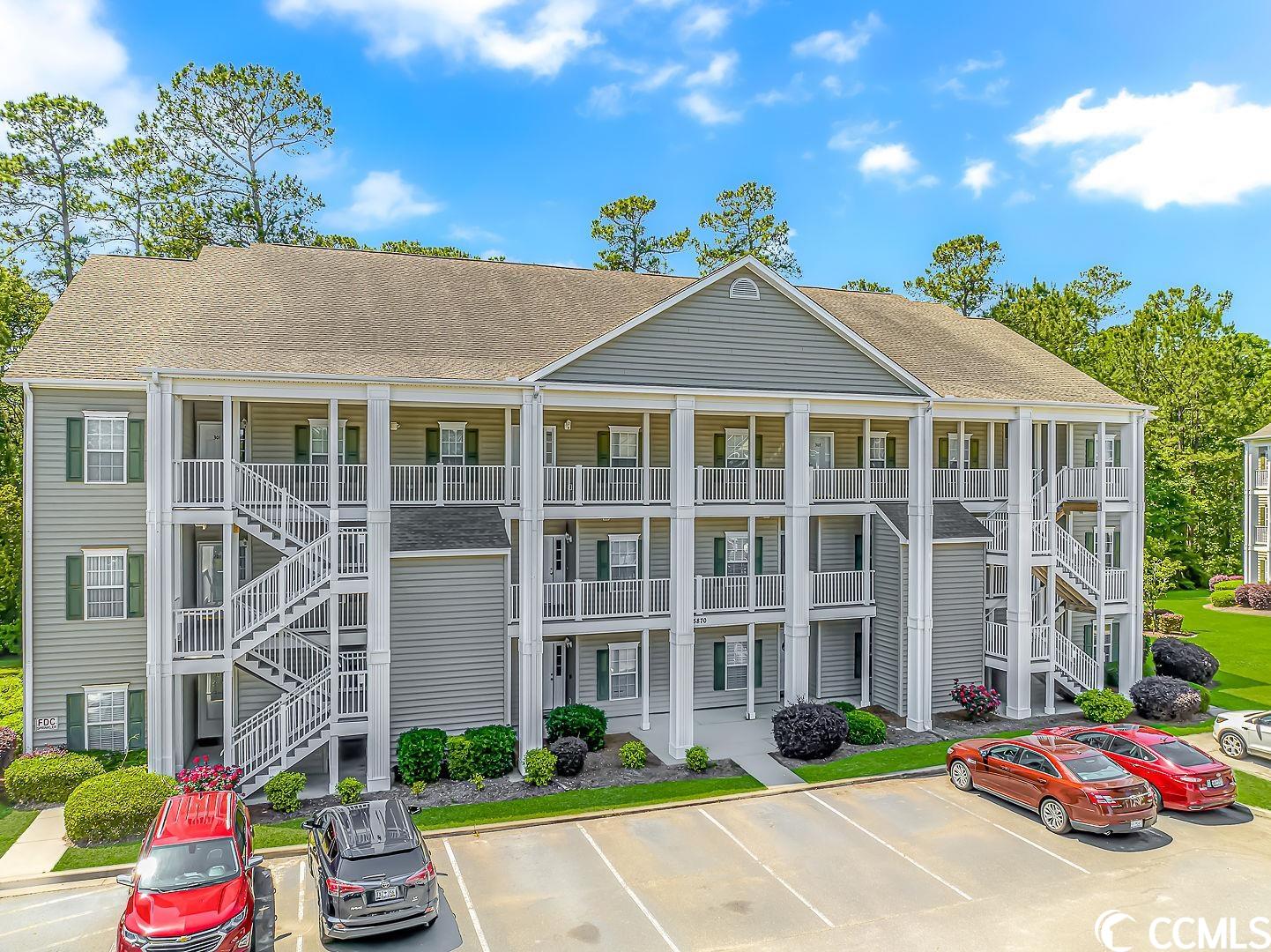 enjoy the blackmoor golf community at its finest. this very private 3rd floor unit, comes completely furnished and is extremely clean. away from the hustle and bustle of the beach, this unit is the perfect weekend get away. or if investing, long term rentals are allowed. don't miss out on this great fully furnished condo.