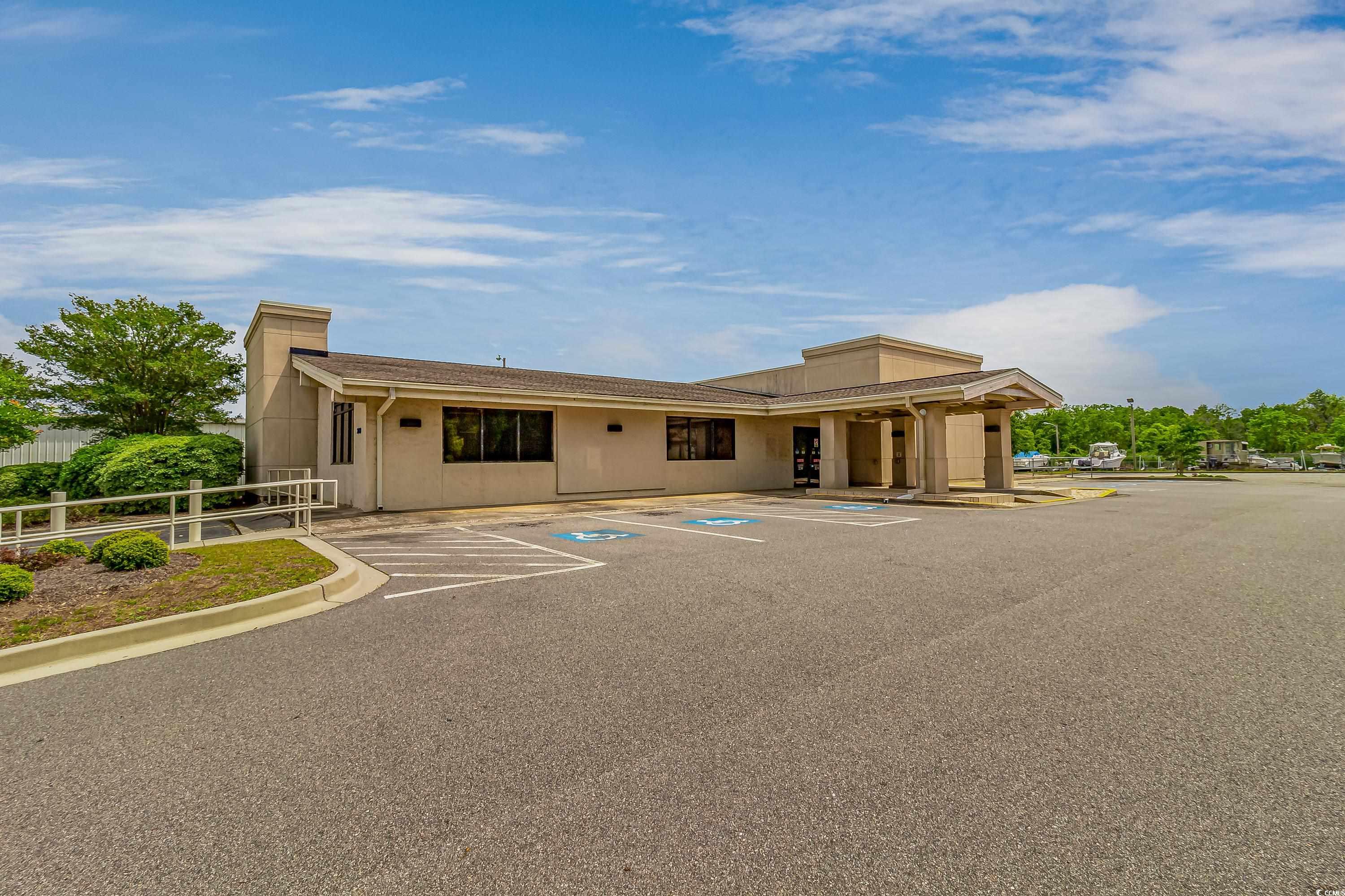 medical/office building for lease in the city of georgetown on church street. located just over the bridges on a frontage road with great access to hwy 17 and traffic lights. the office building of 7396 sf contains a large waiting/reception that separates into the two wings of medical office for physical therapy and pain therapy. one wing contains multiple exam rooms, offices, work room, hydro room, restrooms , and a large open physical therapy room. the other wing contains multiple exam rooms, an office, and a nurse's station. the building also contains a break room, support closets, and a large storage room. church street/highway 17 has a 2022 traffic count average of 26,100 vehicles per day.