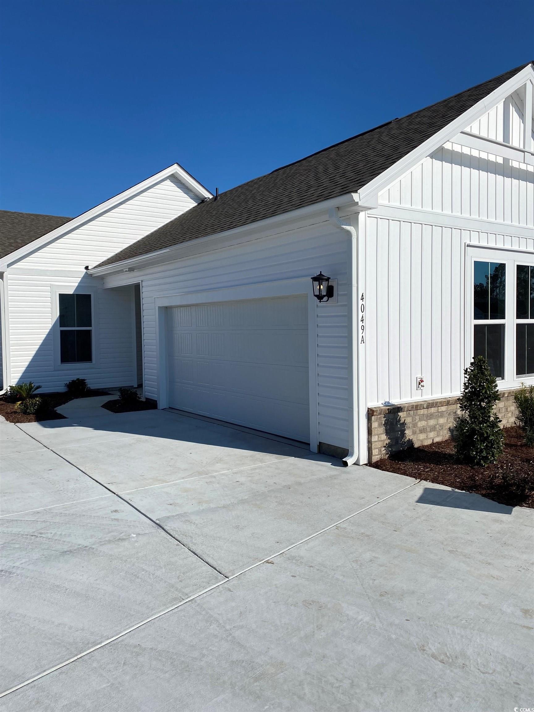 bella vita garden homes located just off hwy 501, close to hwy 31, shopping, entertainment, restaurants, mb airport and only 5 miles to the ocean. this unit is under construction in new phase with january delivery. craftsman exterior adds character and has a desirable single level for easy living. open layout, stainless appliances with 42" grayhound kitchen cabinets with quartz counter tops, upgraded back splash with a kitchen island and breakfast bar. ample seating areas for any lifestyle. master bath features 5' tile shower, tile floors and double vanities. whole house has rev wood flooring or tile. cathedral ceiling, 9 ft plate throughout the remaining rooms. large screened porch to relax and enjoy this quiet community. too many selected options to mention.  low dues include exterior insurance, cable, water/sewer, trash, maintenance, lawn care/irrigation and pool, clubhouse & fitness room. come see this new energy efficient garden villa at bella vita; where you'll save money on your electric bills each month!!  energy star certified, every home built is rated and tested for hers score.  home includes air barrier, additional sealing, spray foam insulation, low e windows, leds, high-efficiency rinnai tankless water heaters and much more. seller will contribute toward closing costs contingent upon the buyer financing with one of seller’s preferred lenders. some pictures are taken from similar units or models and options may vary.  amenity center, fitness & pool open.