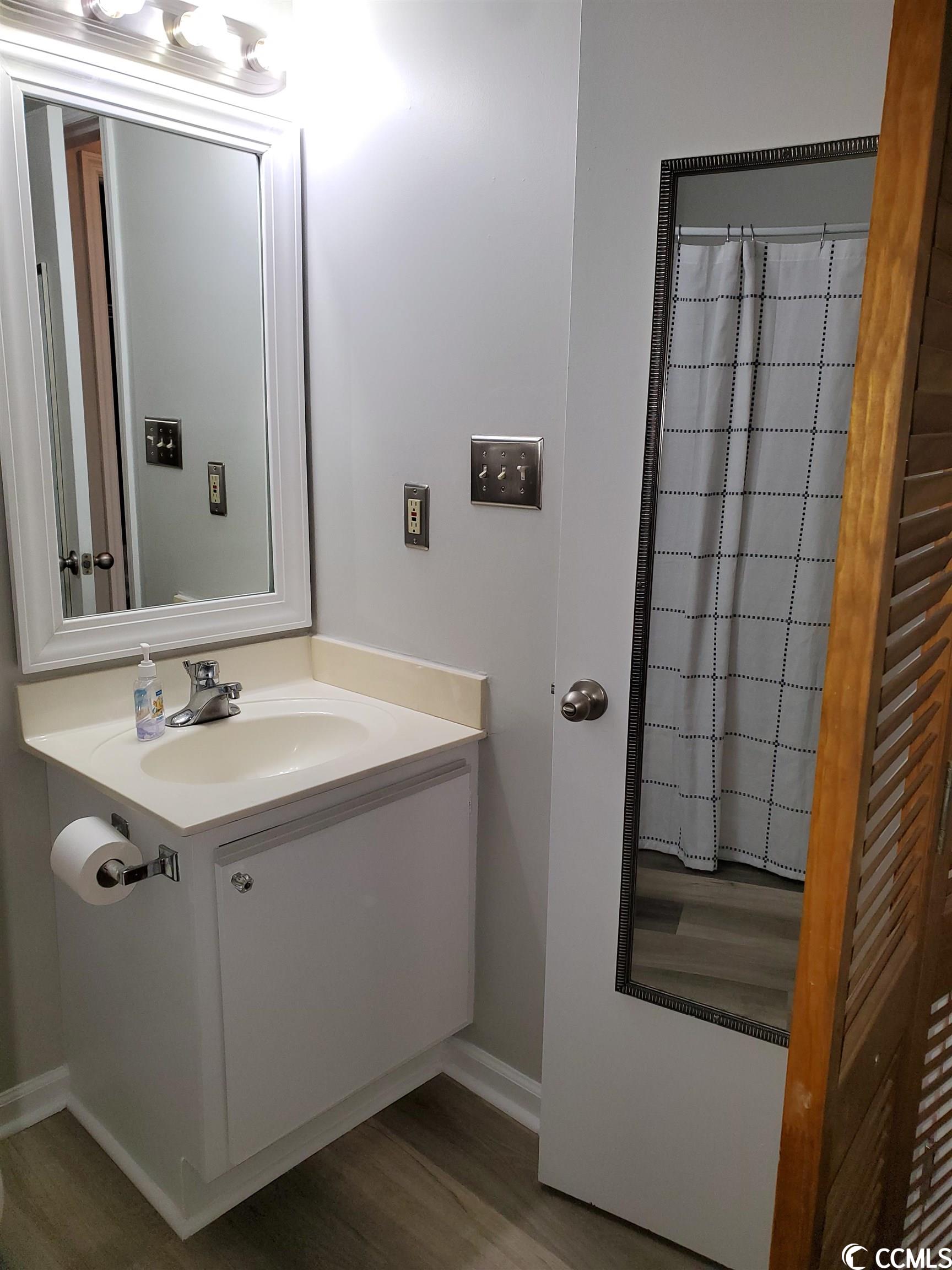 924 Tall Oaks Dr.
