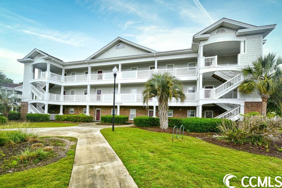 welcome to wedgewood at barefoot resort. this first floor, 1 bedroom 1 bath, fully furnished end unit has everything you need to enjoy life at north myrtle beach. a large open floor plan with upgraded flooring and well coordinated furnishings throughout offers the perfect setting for family and friends to gather. the kitchen is equipped with all matching white appliances, with an arched window with a breakfast bar looking into the main living areas, making entertaining a breeze. the master bedroom has a great size closet and a full ensuite bathroom, with easy access to the laundry (washer/dryer in unit included with sale for added convenience.) enjoy afternoons on your 1st floor screened in porch. wedgewood at barefoot offers great amenities: four championship golf courses, four onsite restaurants, barefoot marina, a 15,000 square foot salt water pool and a private oceanfront cabana for owners only. the fully equipped oceanfront cabana has an onsite shuttle service for wedgewood residents during peak season. tanger outlet, movie theaters, malls, grocery and drug stores and the famous restaurant row are minutes away from this condo. this piece of paradise will sell quickly! do not miss this opportunity, schedule your showing today!