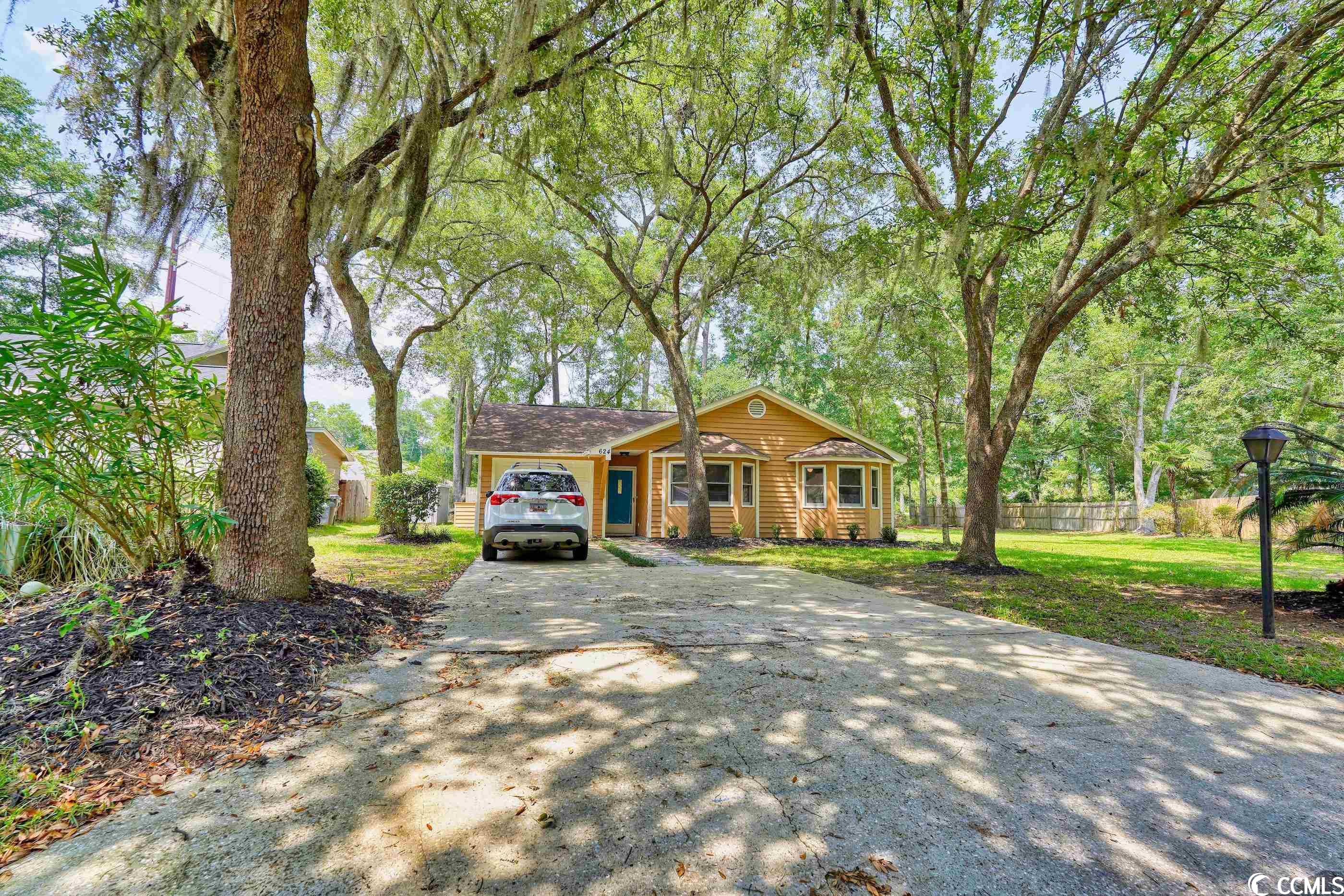 624 Crystal Ln. Murrells Inlet, SC 29576