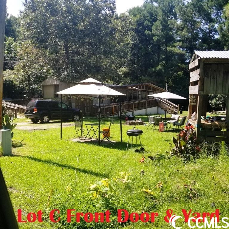 this property was previously purchased at a tax sale. no one is to drive upon this easement driveway serving this property without appointment/permission! this property was purchased at a tax sale. 1992 14' x 66' general mobile home on this lot c. there is a huge rooster chicken and a hog in the front yard patrolling it.