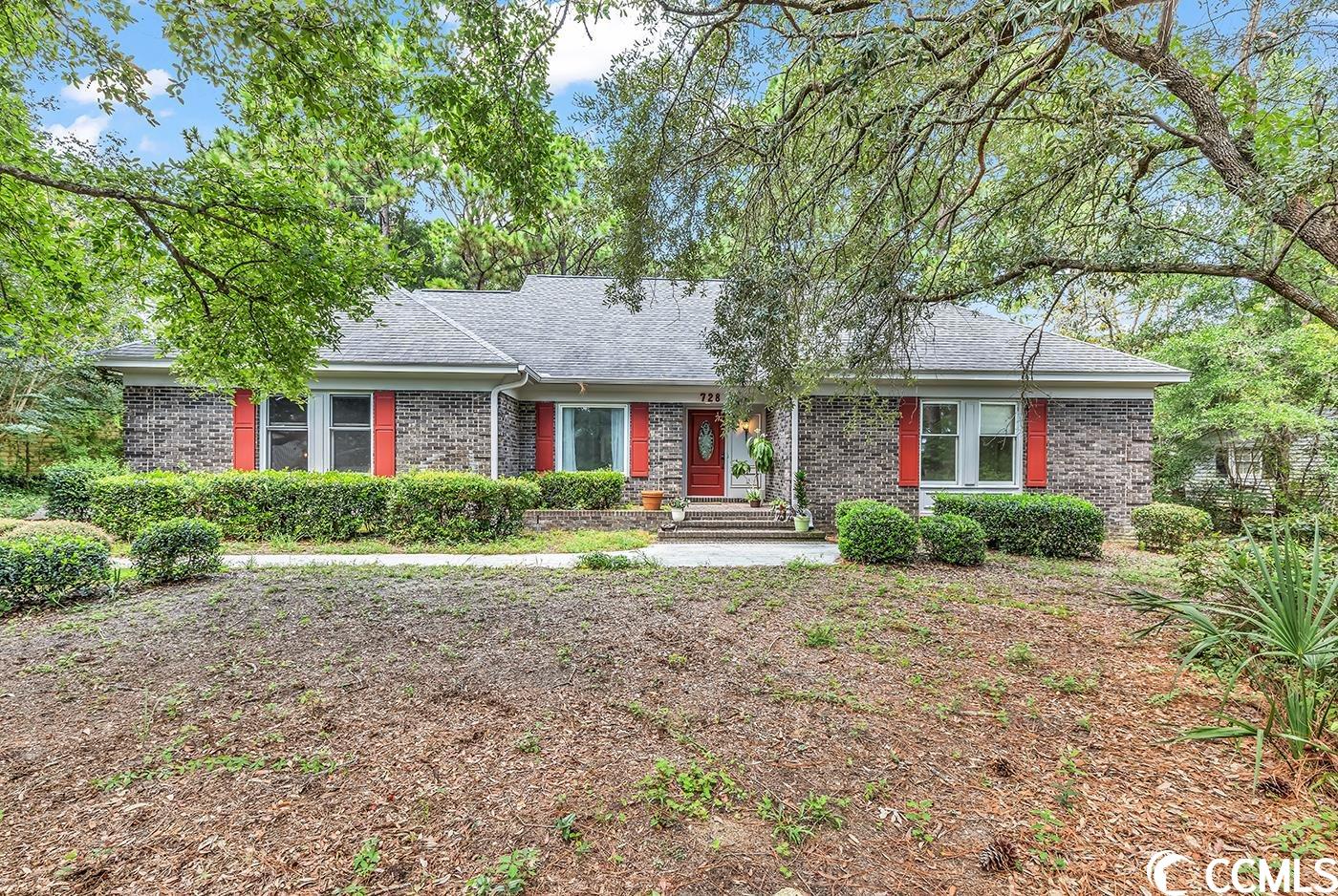 728 Crooked Oak Dr. Pawleys Island, SC 29585