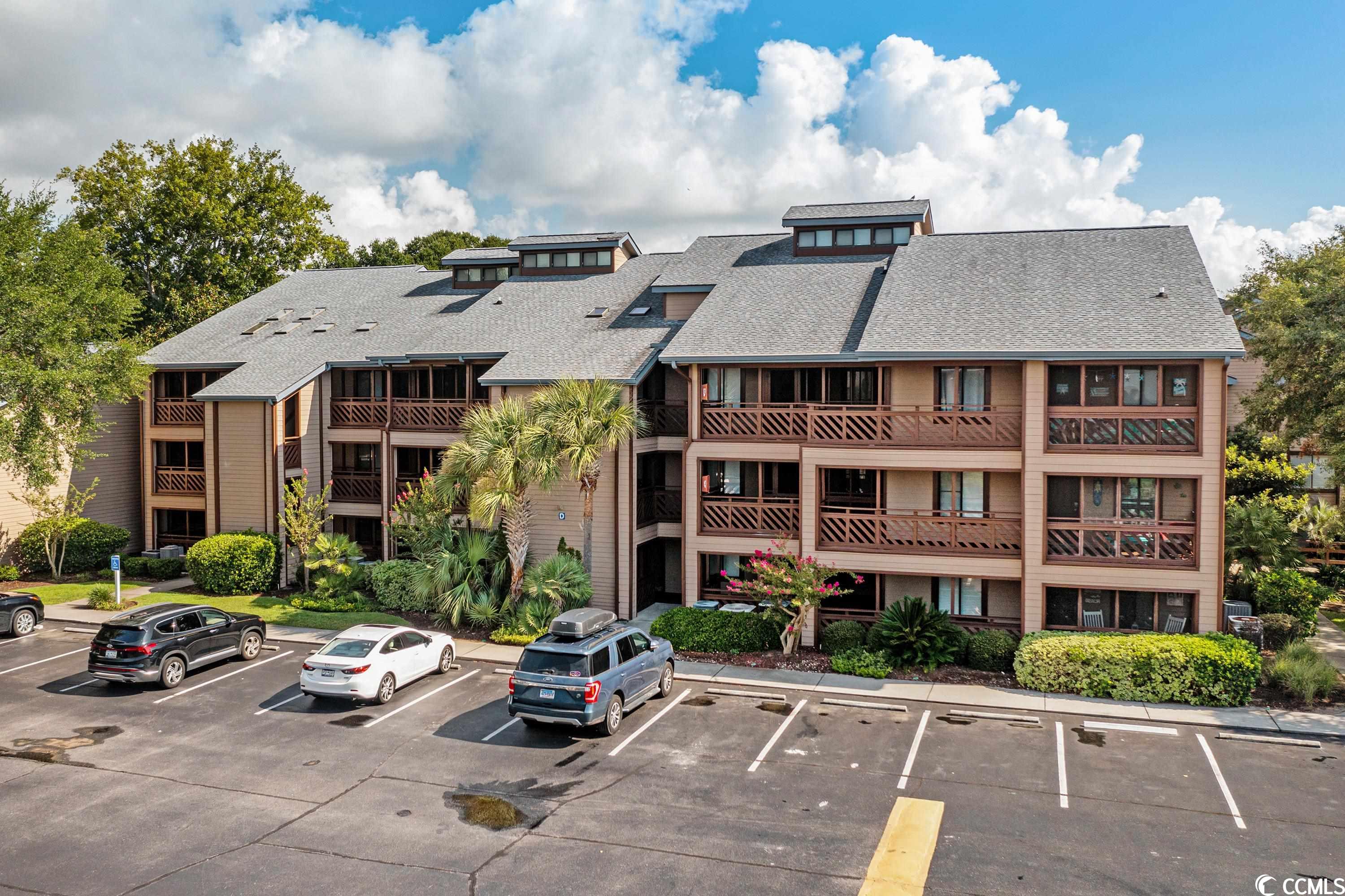 come see this heron pointe large fully furnished  2br 2ba first floor end unit .this condo is across from the indoor pool. the outdoor pool is behind the condo. enjoy the large back screened in porch. heron pointe permit you to owned/operated/store an electrical powered low speed vehicles.(lsv). the ocean is at the bottom of the street. has a nice clubhouse over looks the marsh. close to restaurants,tanger outlet,barefoot landing and hwy 22 &31
