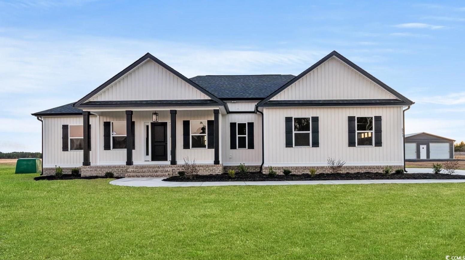 6953 Persimmon Rd. Aynor, SC 29511
