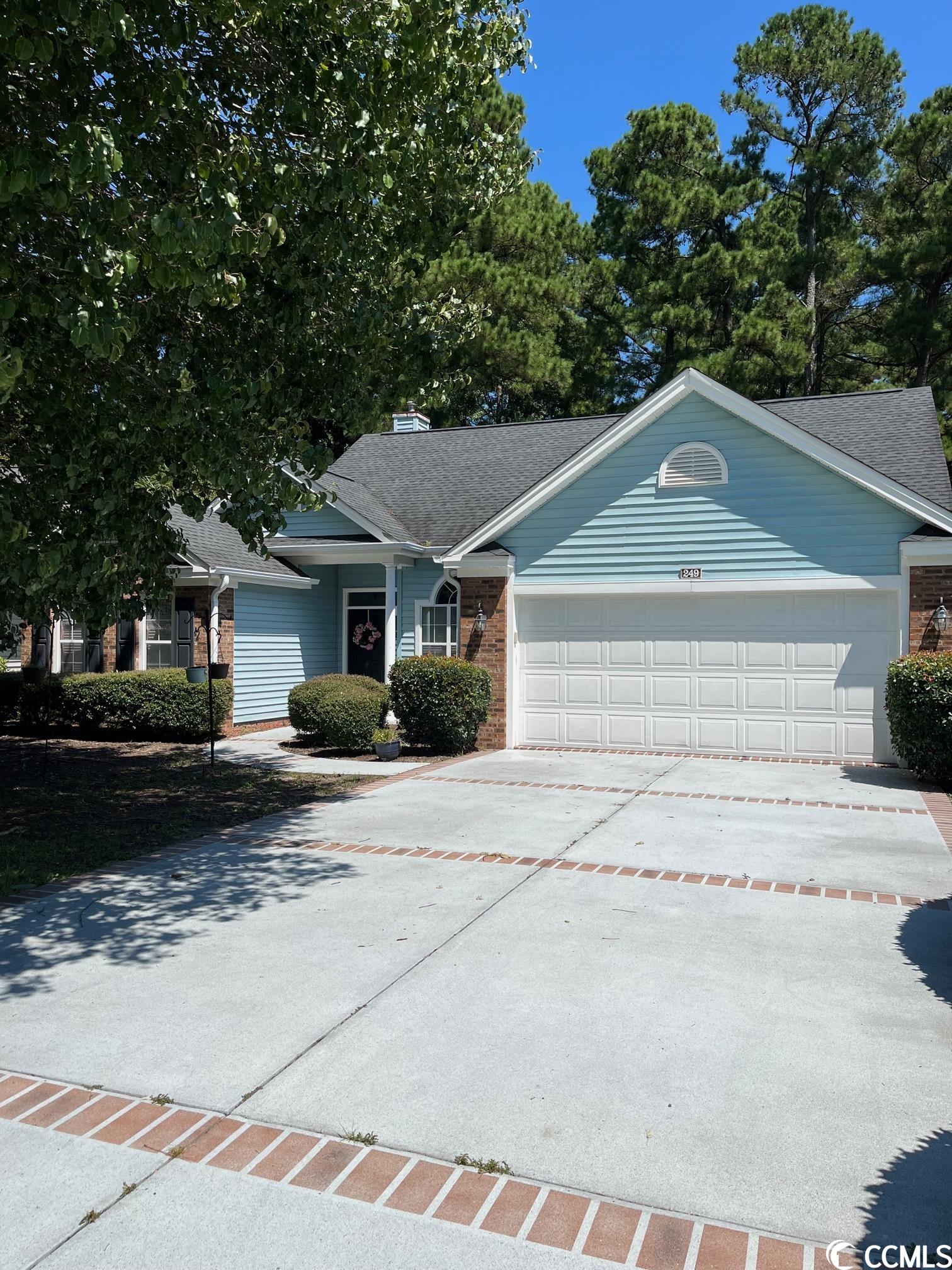 this 3 br/2 ba home is located on a large cul de sac on a quiet street in an active 55+ community with amenities including a pool, clubhouse, bocce ball court and more!  near conway hospital, shopping, restaurants and 10+ miles to the beach.  several golf courses in short driving distance.