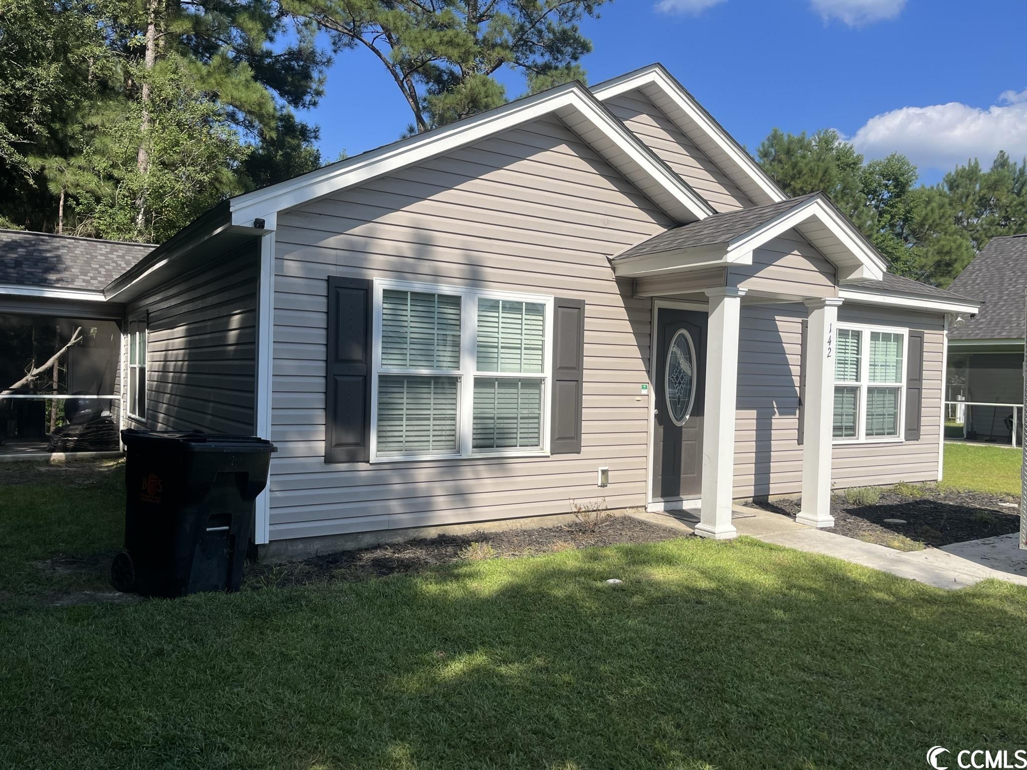 142 desurrency court located in georgetown estates between georgetown and andrews. this three bedroom, two full bath home sits on the cul-de-sac. with this open floor plan and a nicely screened in porch, this home is ready to be yours!