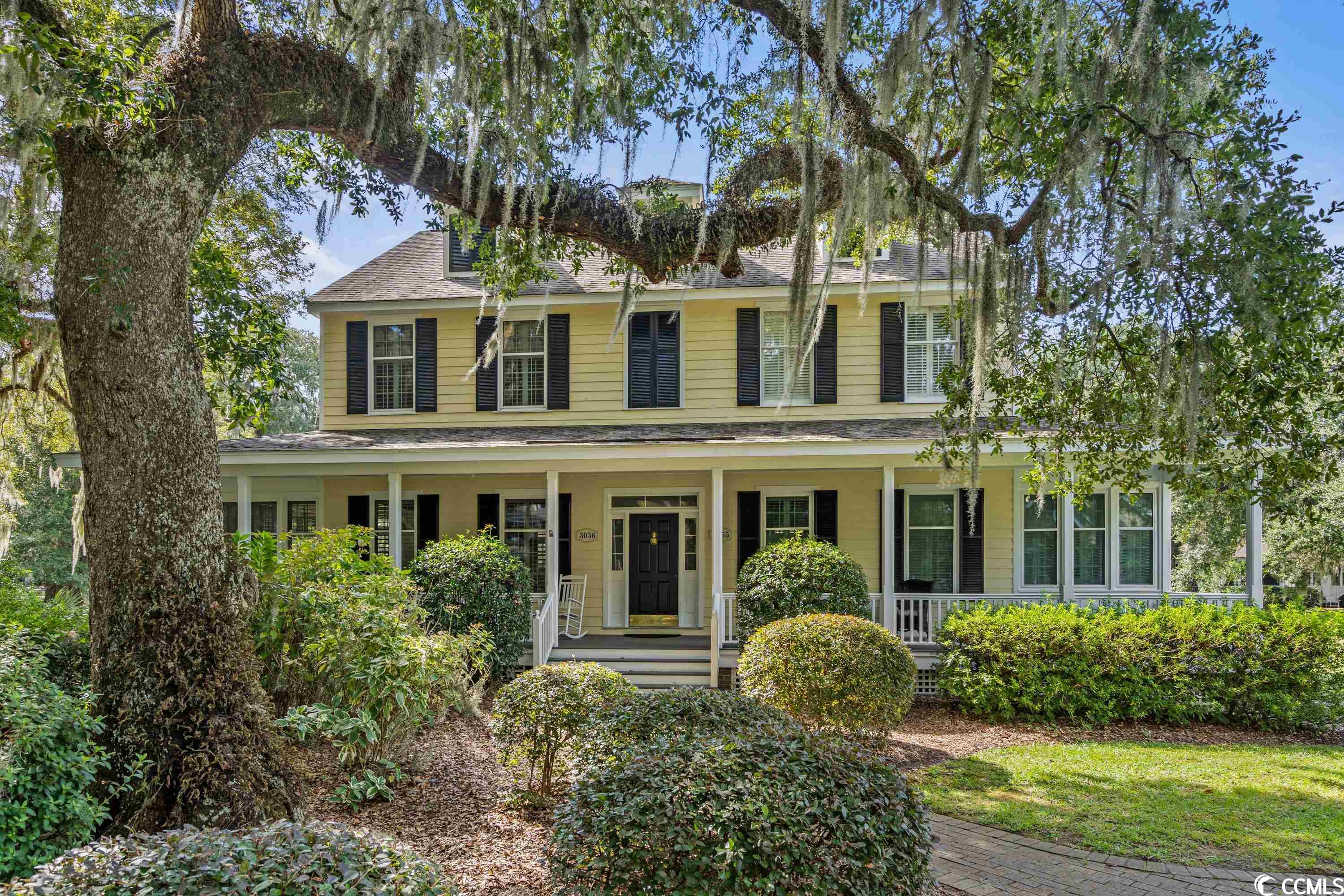 this 2-bedroom, 2.5-bathroom fully furnished detached short term approved condo is located in the oak grove cottages ii section of historic wachesaw plantation. this vibrant condo has hardwood & tile flooring, smooth flat ceilings, crown molding, fireplace, built in shelving units, an abundance of natural lighting, ceiling fans, recessed lighting, breakfast bar, stainless steel appliances, marble countertops, large master bedroom, master bath vanity with dual sinks, and a 2nd bedroom that comes complete with a private full bath. the charming & spacious front porch provides a tranquil and peaceful place to spend the afternoons relaxing. wachesaw plantation is a prestigious gated golf community with amenities that include a sparkling outdoor pool, hot tub and tennis courts. this condo provides you close proximity to the beach and many other attractions and amenities of myrtle beach and murrells inlet, including fine dining, entertainment, fishing piers, the marsh walk, and exciting shopping experiences on the grand strand. schedule your showing today. short-term rentals allowed!!