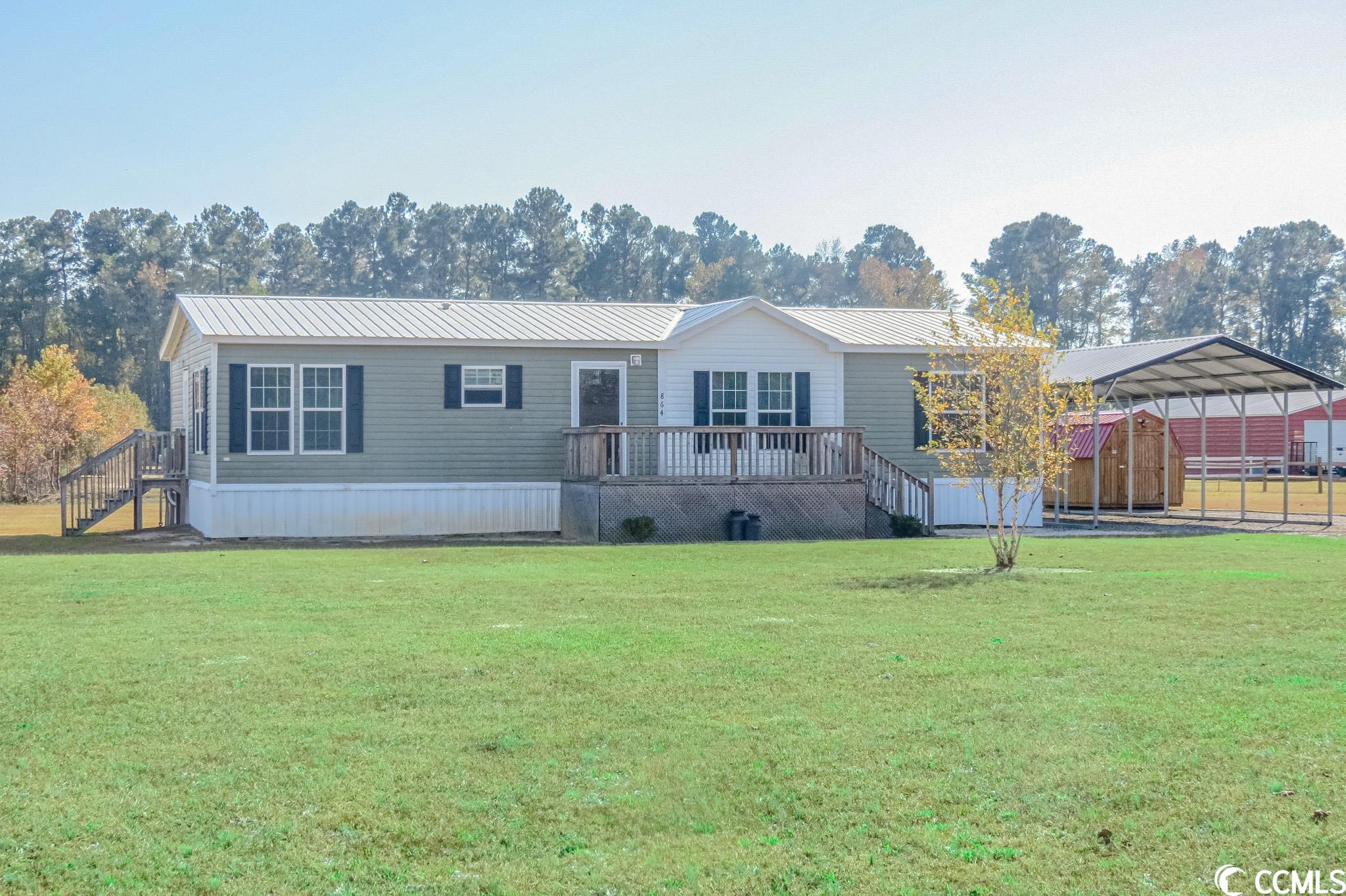 864 Tupperware Rd. Hemingway, SC 29554