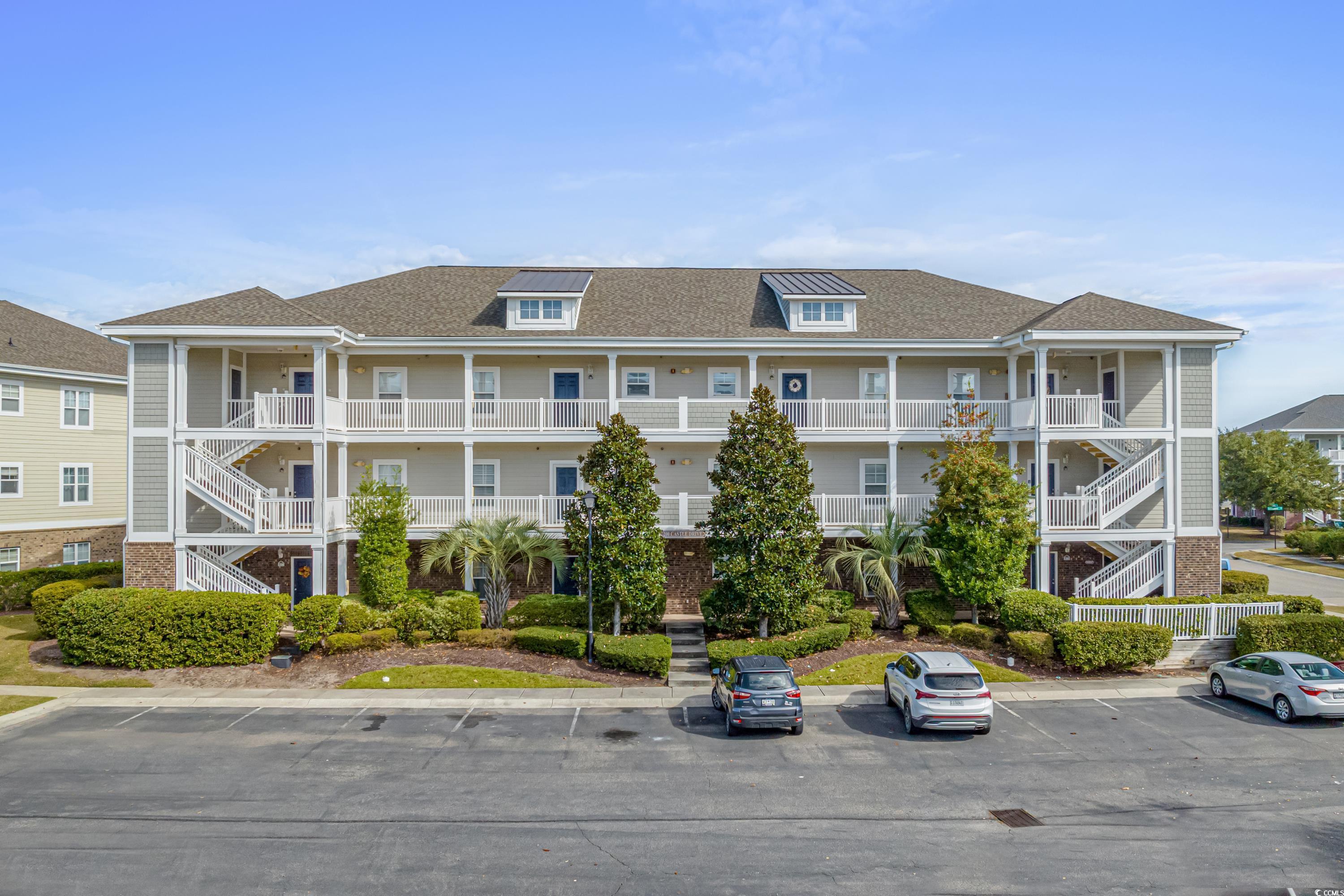 welcome to the peaceful heatherstone community located in desirable berkshire forest! this top floor, end unit has such a great layout with 2 bedrooms, 2 bathrooms, an open concept kitchen and living area and a cozy screened in porch. this very well maintained unit has stainless steel appliances that all convey. the primary suite has a walk in closet plus a second closet. there is a storage closet on the balcony and plenty of natural sunshine in the unit. enjoy the outdoor community pool and the many sidewalks in this active community. heatherstone is located near restaurants, grocery stores, convenient access to healthcare, and is a 15 minute drive to the beach.