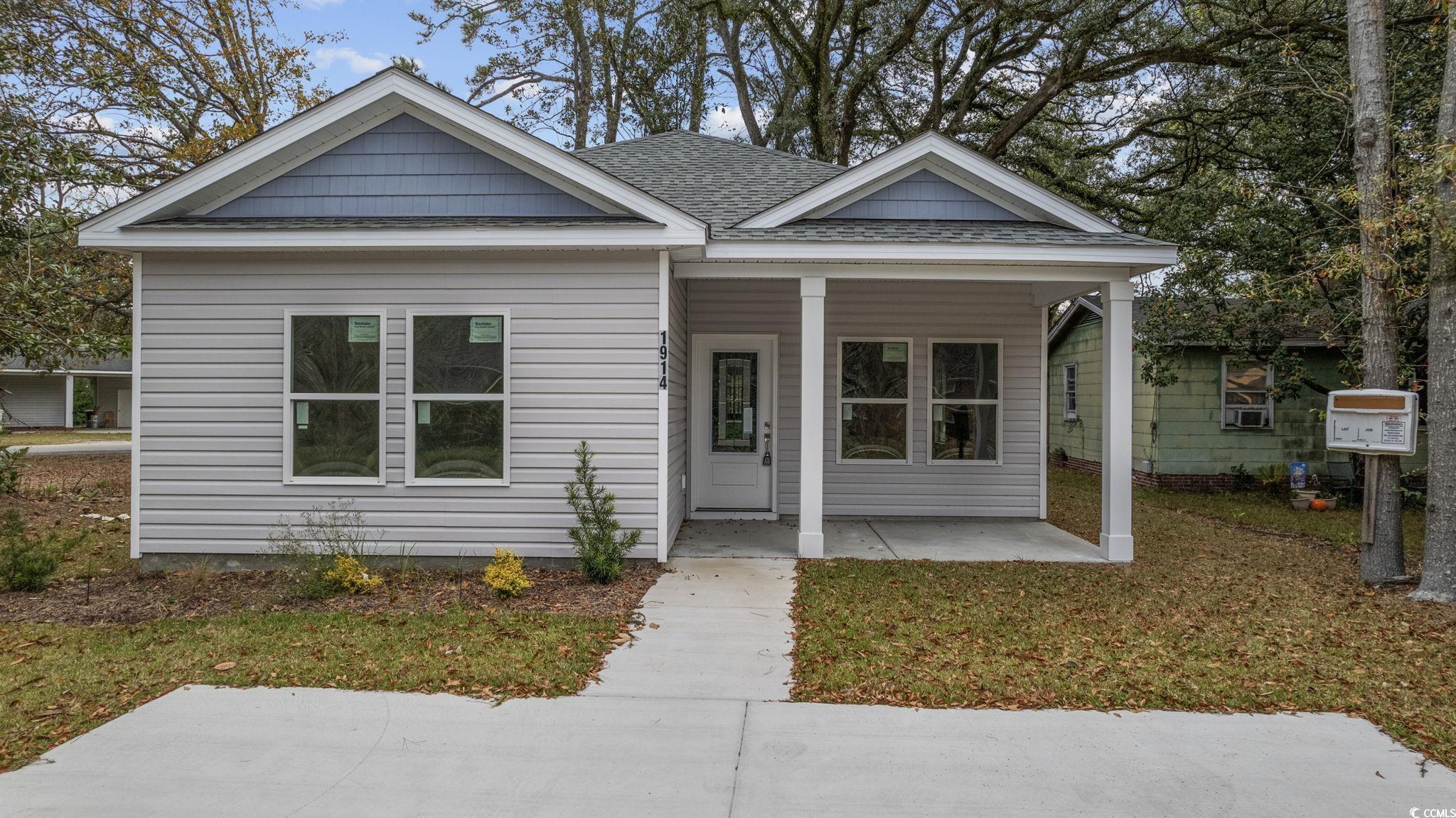 1914 Racepath Ave. Conway, SC 29527