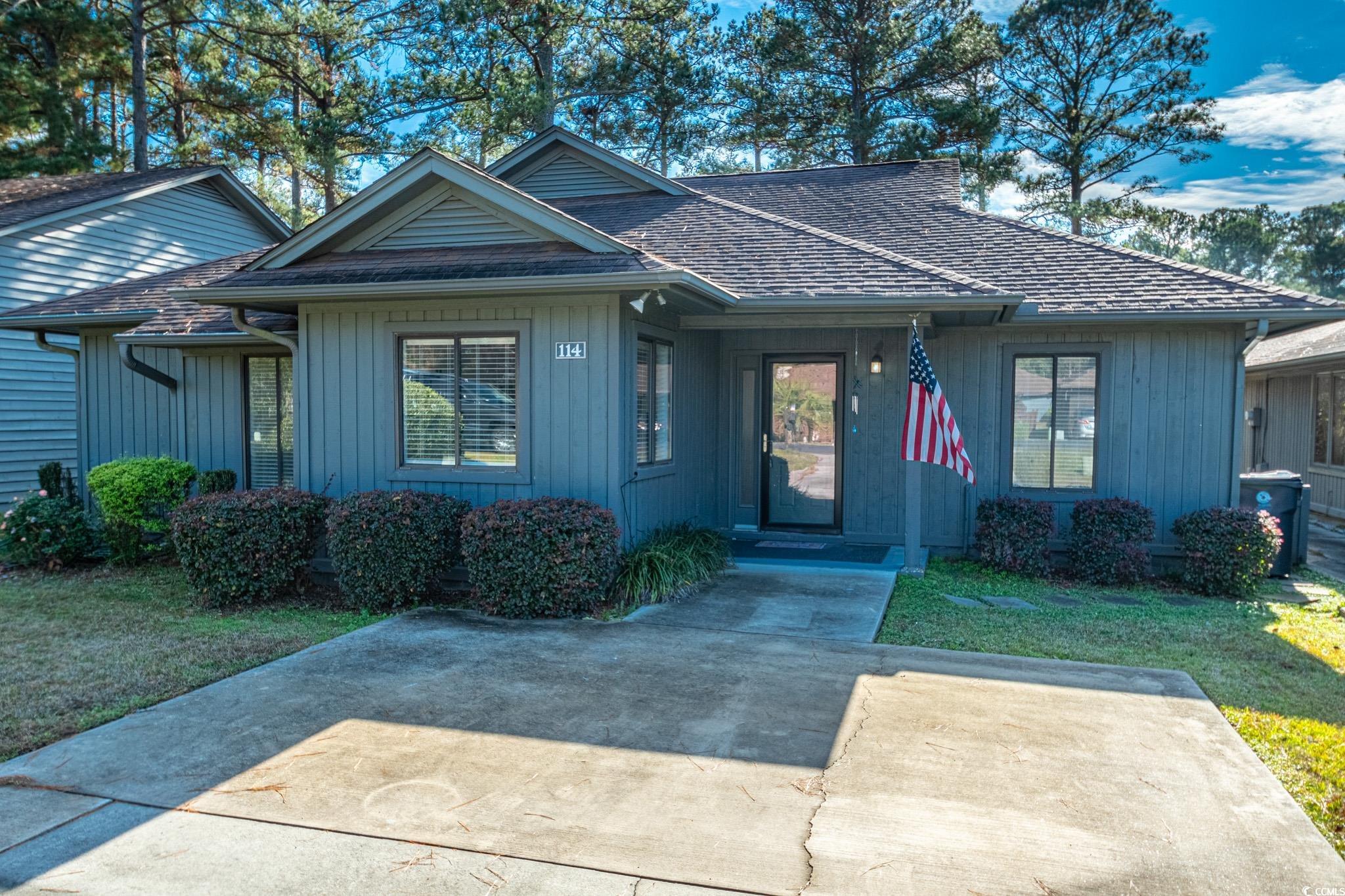 114 Berry Tree Ln. Conway, SC 29526