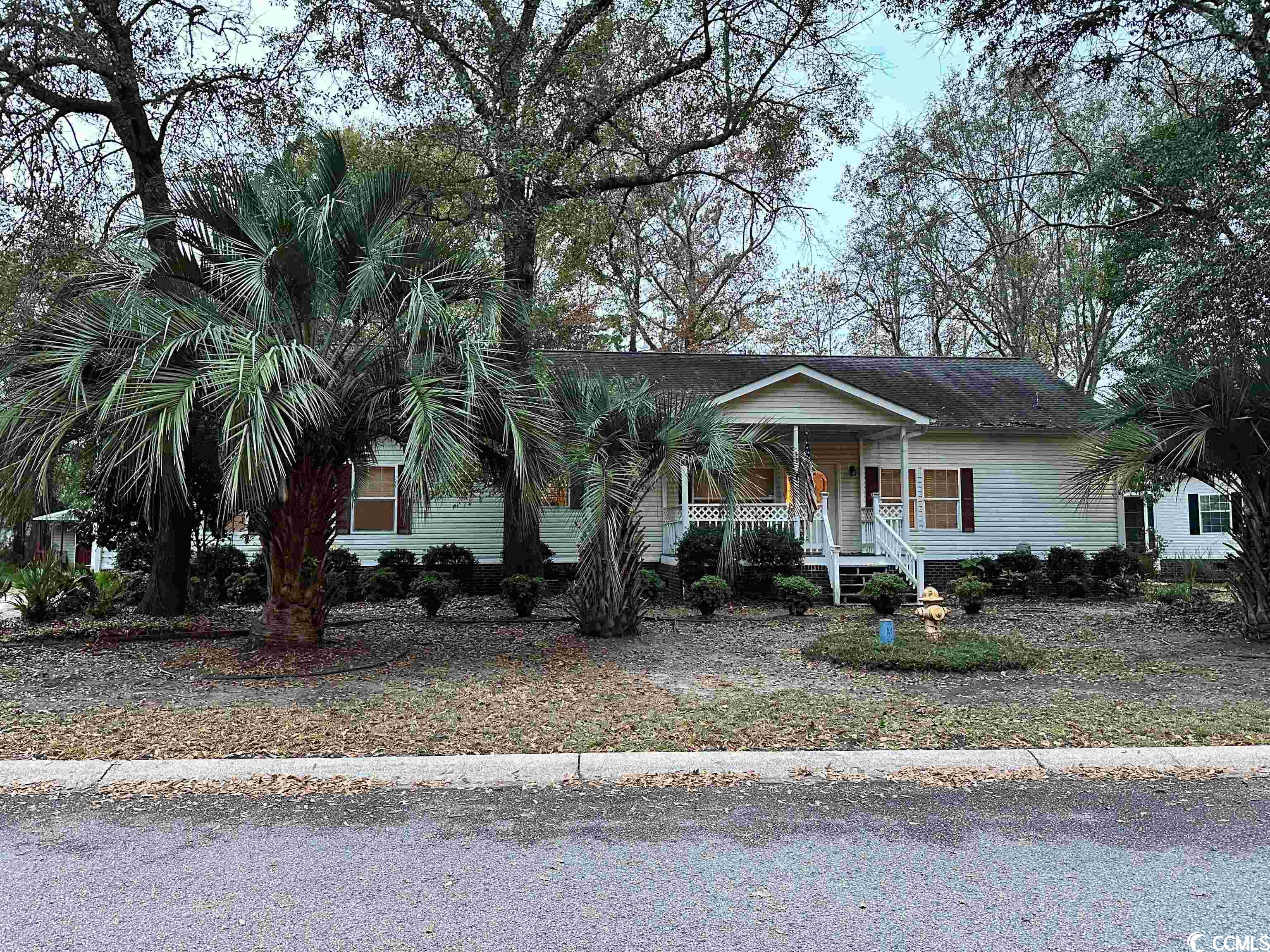 opportunity awaits you in murrells inlet, sc.  situated on a corner lot within the hawk's nest community, this spacious home offers several living areas, formal dining, eat in kitchen, large master suite, two bedrooms, two full baths, two decks and an outdoor storage shed.  contact your agent to schedule your showing today!