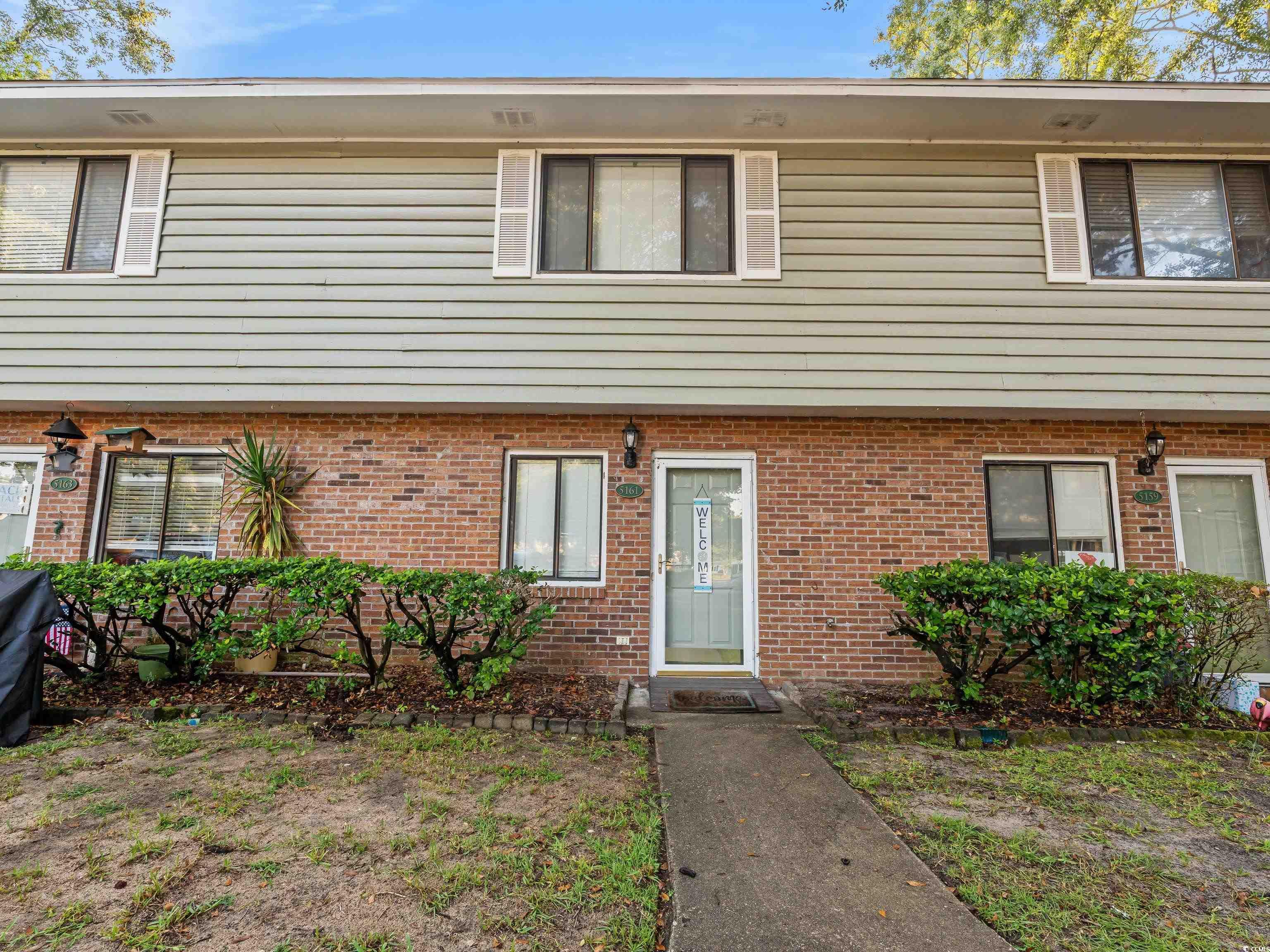 this charming 2 bed ,1.5 bath townhome is nestled in murrells inlet near the atlantic ocean. recently remodeled with brand new lvp floor, new light fixtures ,freshly paint walls you will enjoy enjoy the modern features, enhancing both comfort and style. don't miss out ,schedule your showing today !!!