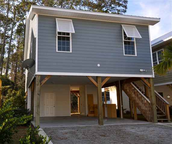 77 Weatherboard Ct. Pawleys Island, SC 29585