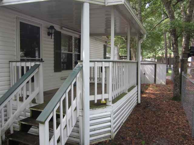 423 Cypress Ave. Garden City, SC 29576