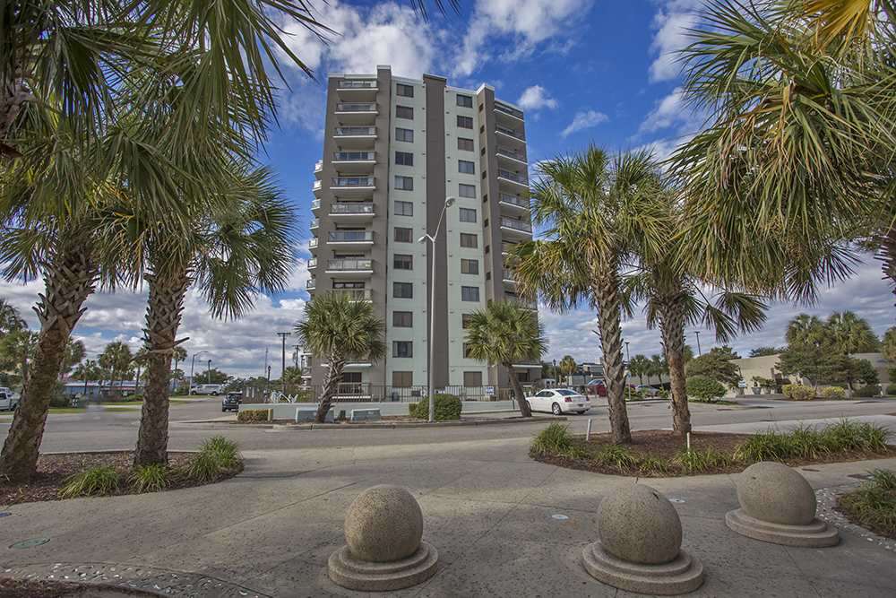 400 20th Ave. N UNIT #201 Myrtle Beach, SC 29577