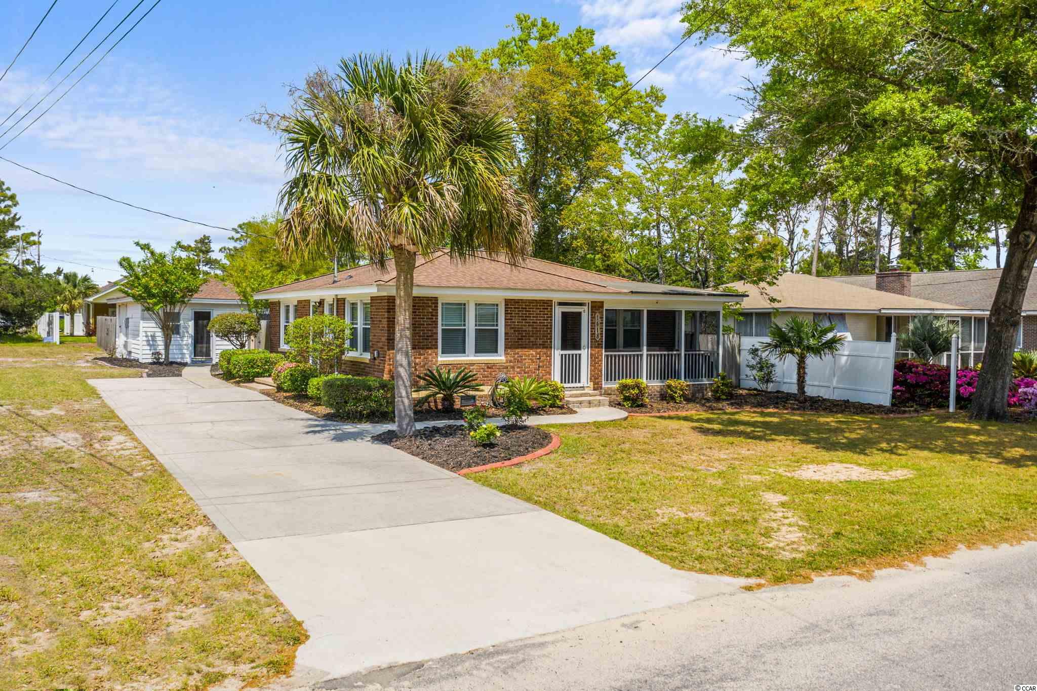 1418 Edge Dr. North Myrtle Beach, SC 29582